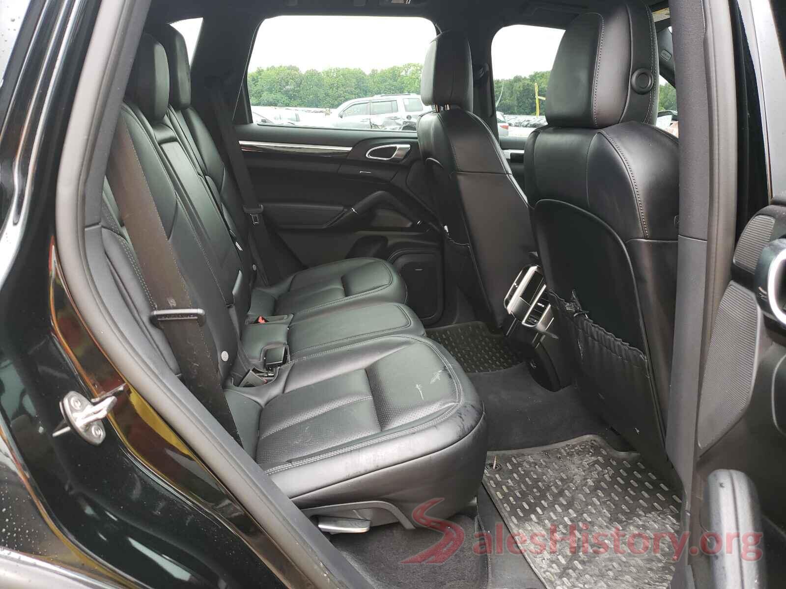 WP1AA2A29HKA82242 2017 PORSCHE CAYENNE