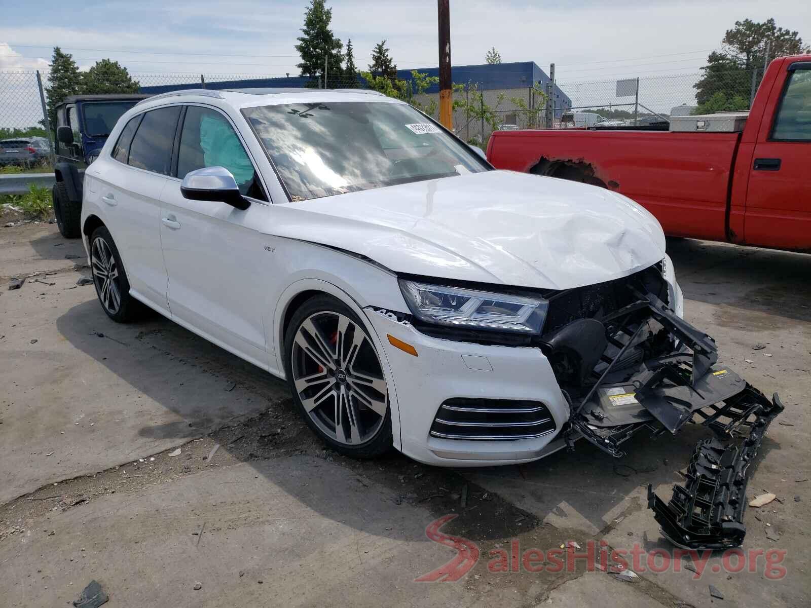 WA1A4AFY5J2015623 2018 AUDI SQ5