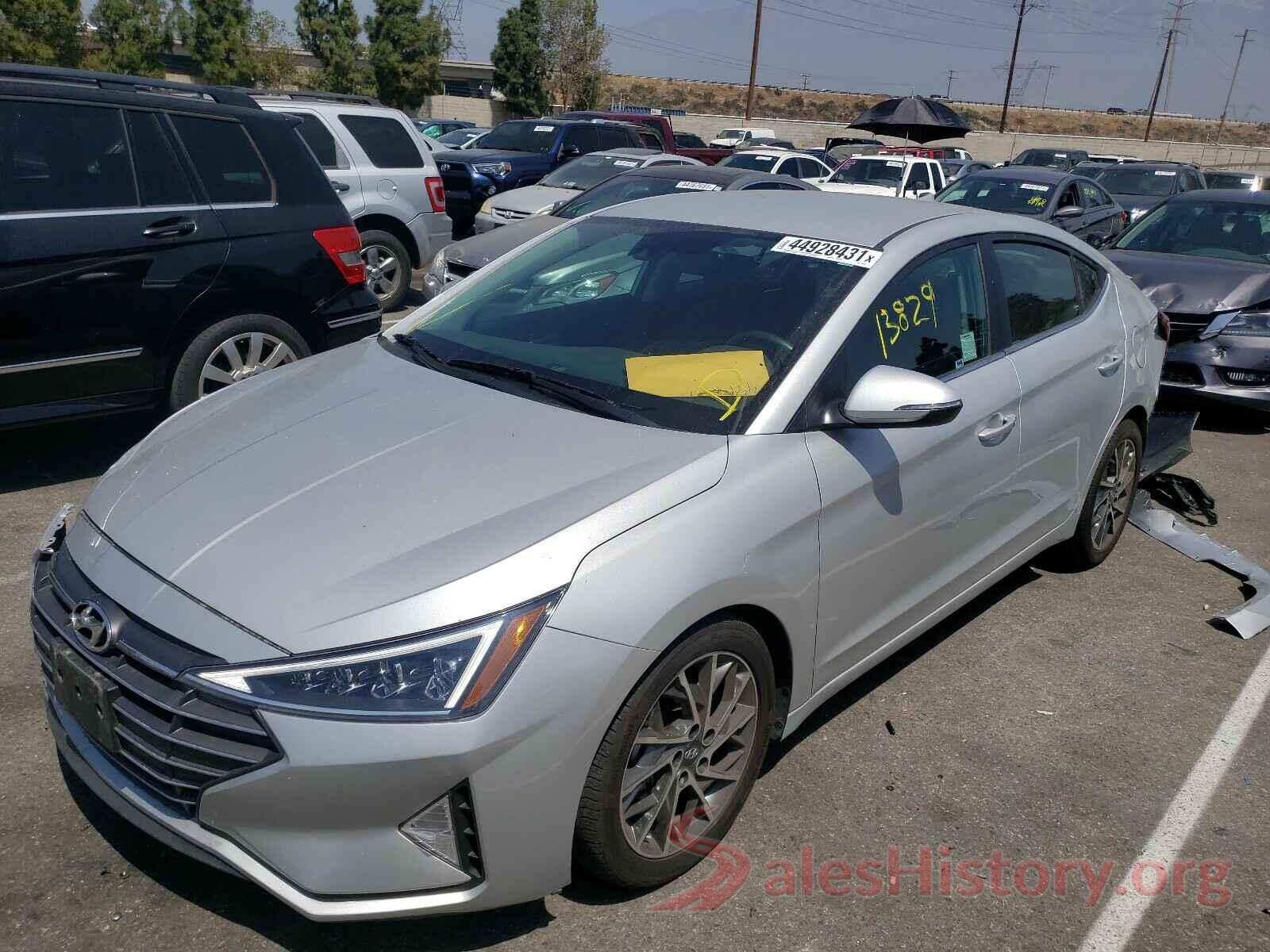 5NPD84LF8KH492395 2019 HYUNDAI ELANTRA