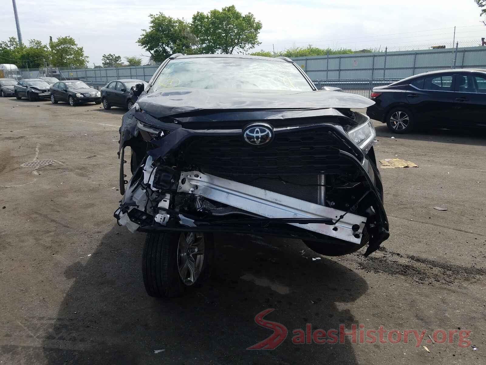 2T3P1RFV0LW137104 2020 TOYOTA RAV4