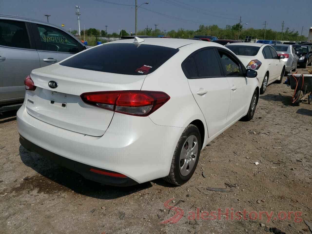 3KPFL4A70JE176186 2018 KIA FORTE