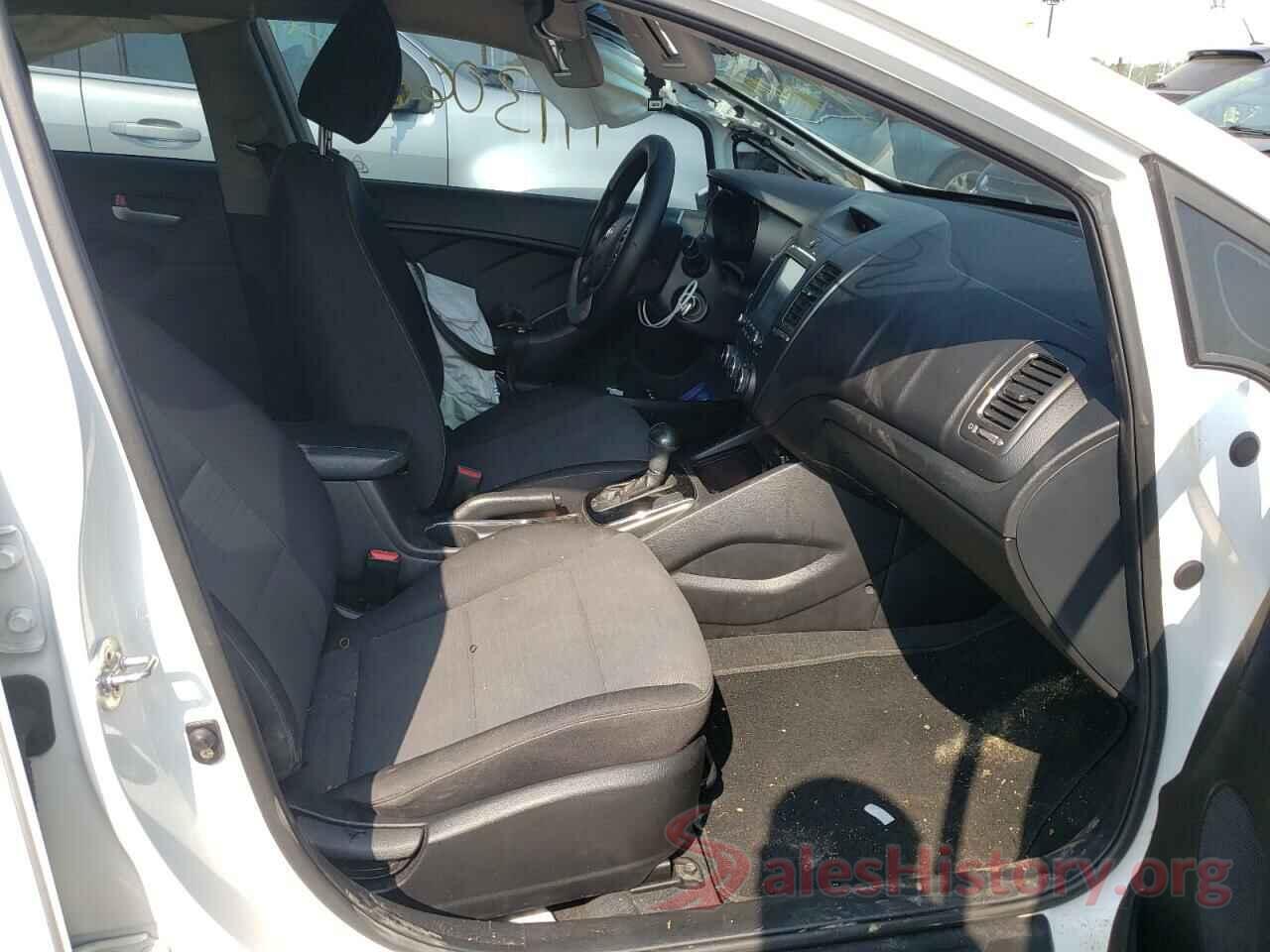 3KPFL4A70JE176186 2018 KIA FORTE