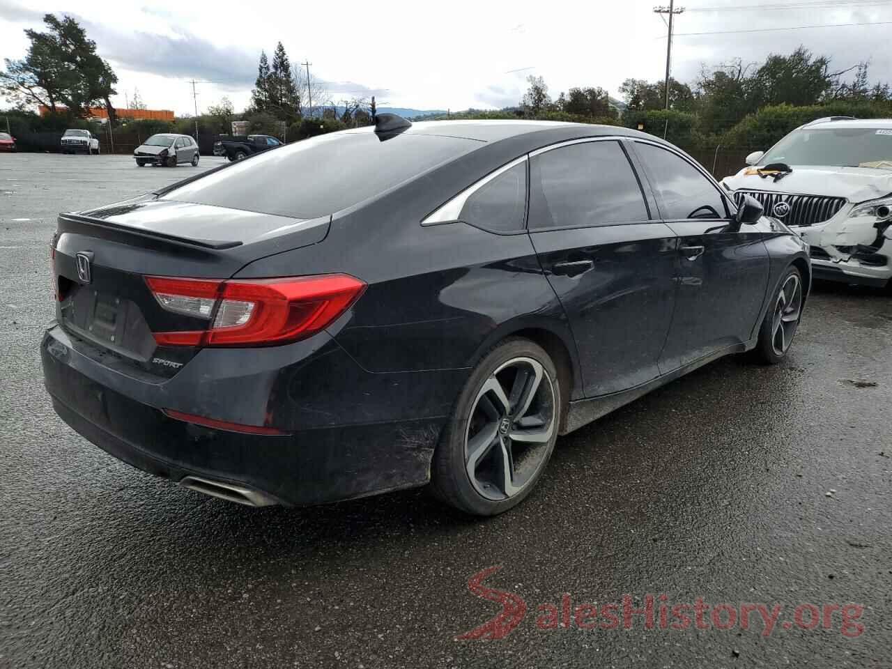 1HGCV1F30JA188828 2018 HONDA ACCORD