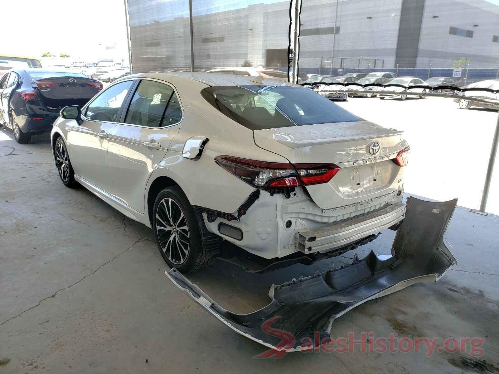 4T1G11AK8MU425218 2021 TOYOTA CAMRY