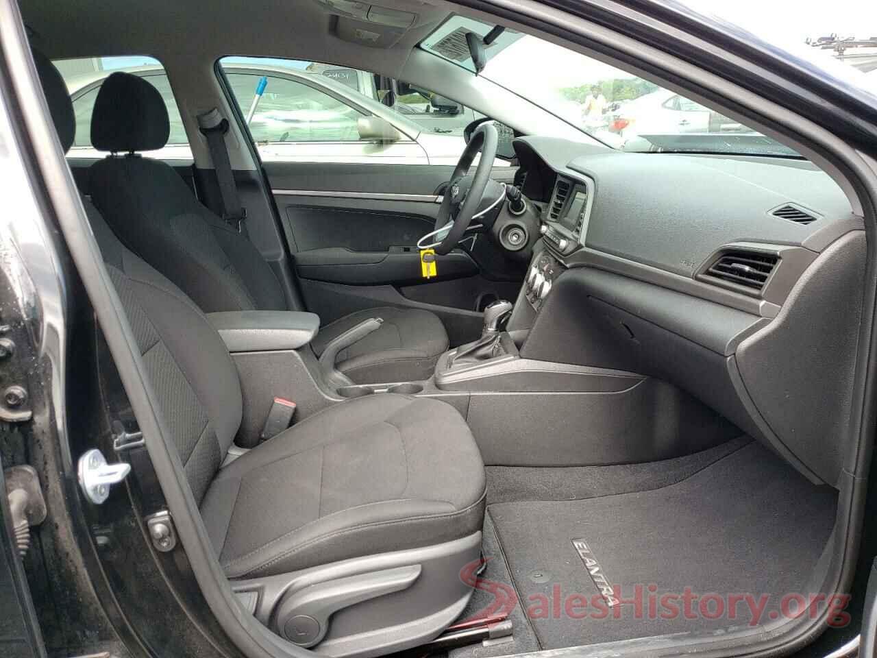 5NPD74LF2KH465065 2019 HYUNDAI ELANTRA