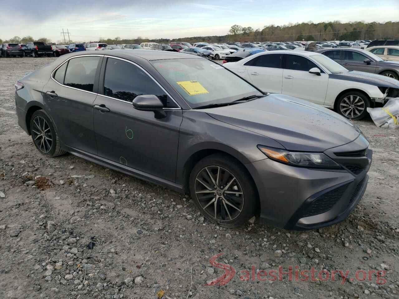 4T1G11AK9MU571613 2021 TOYOTA CAMRY