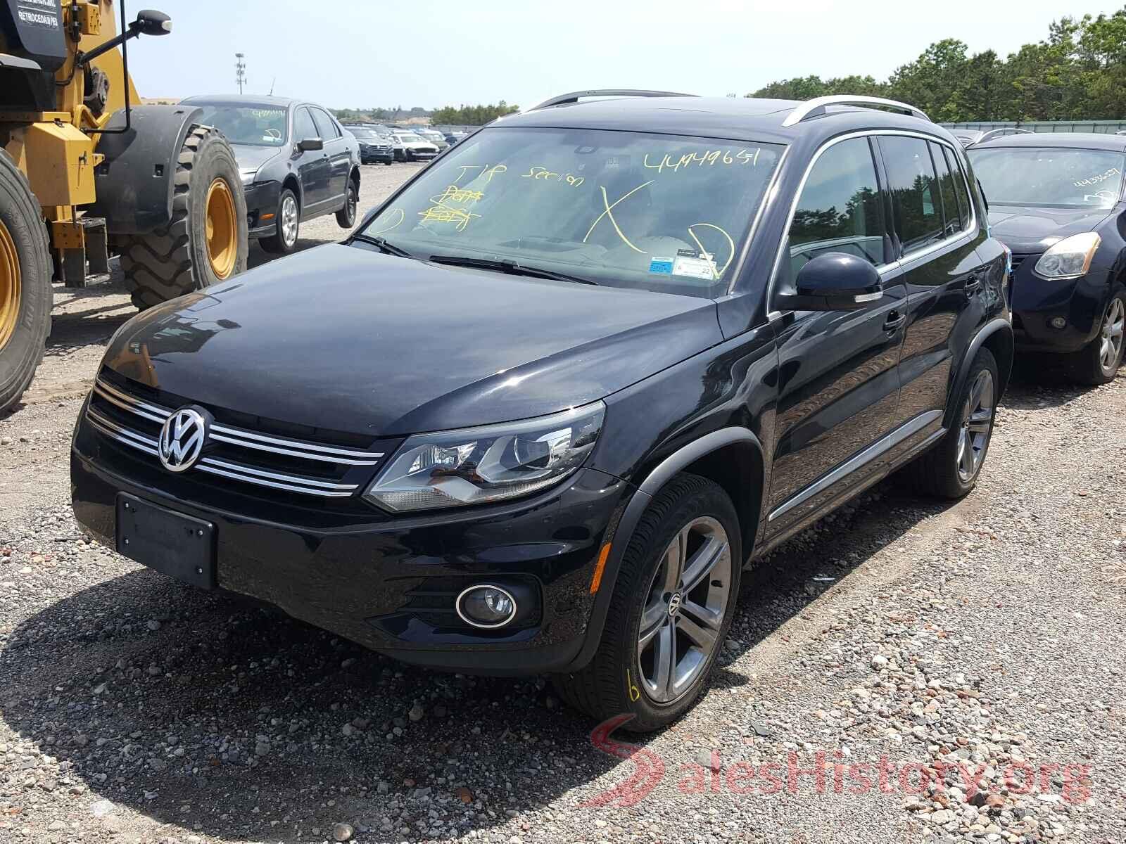 WVGUV7AX8HW505652 2017 VOLKSWAGEN TIGUAN