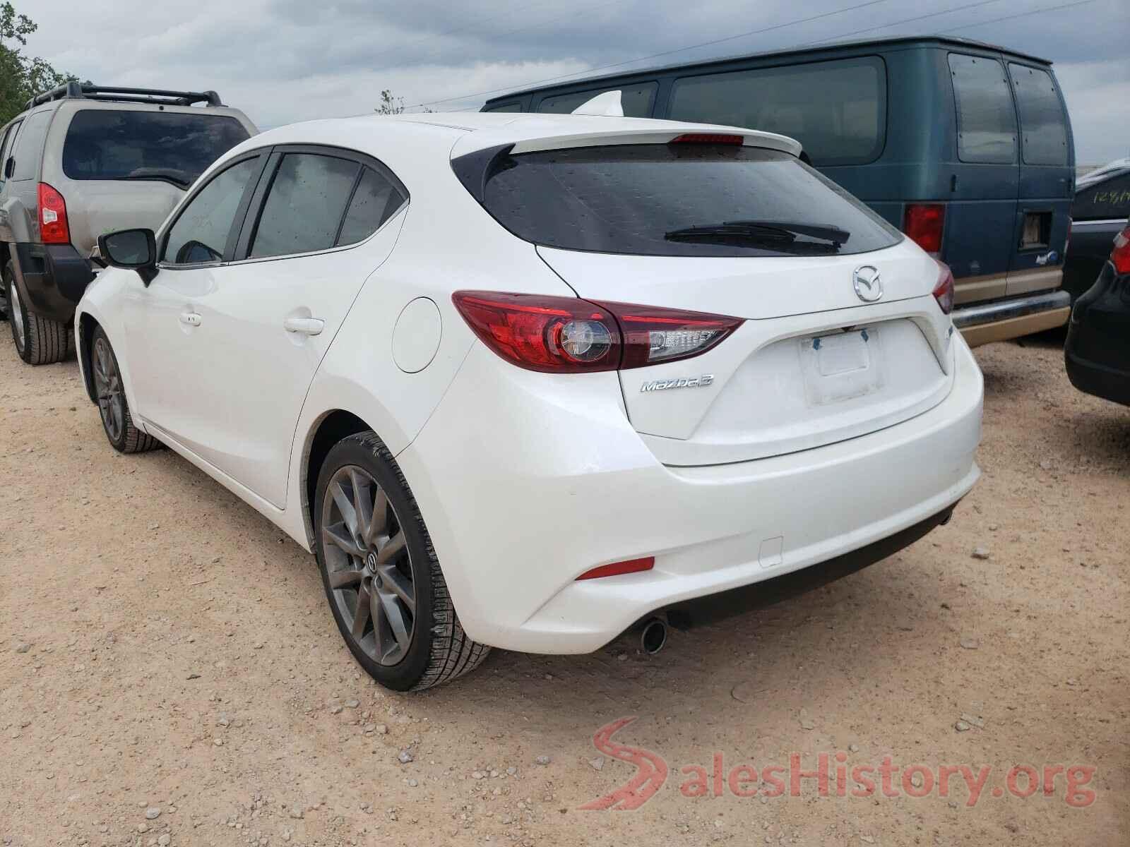 3MZBN1L39JM241590 2018 MAZDA 3