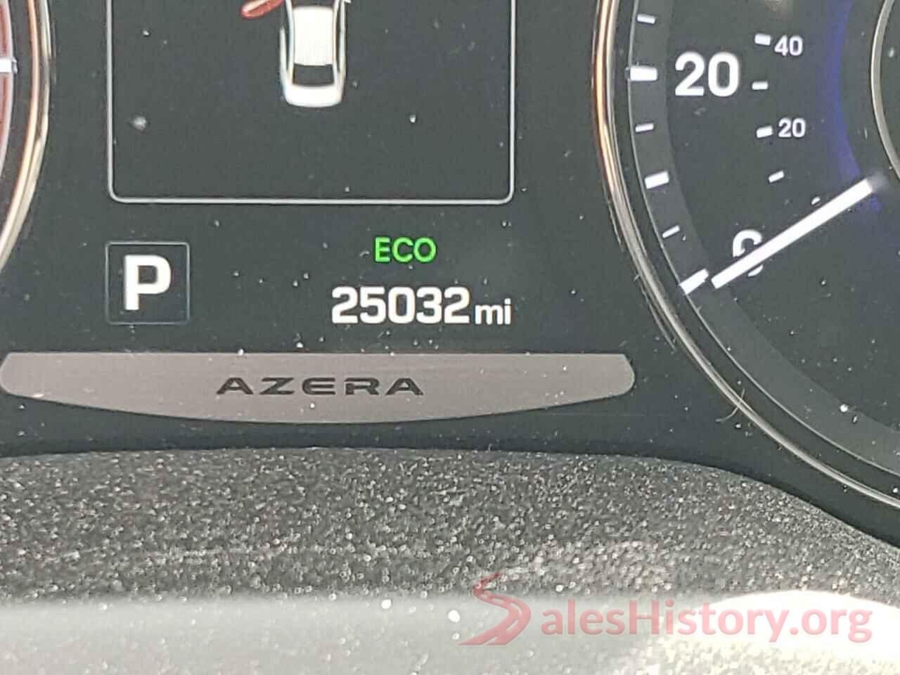 KMHFH4JG0HA581930 2017 HYUNDAI AZERA