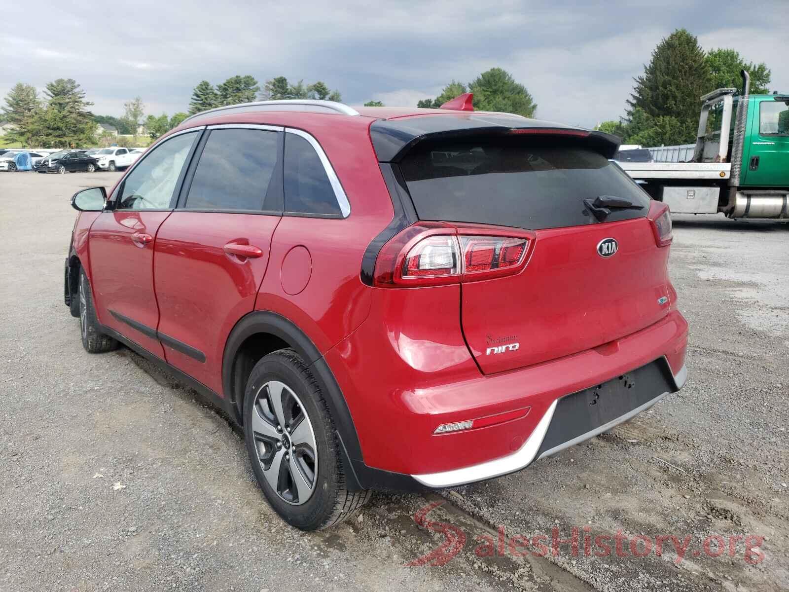 KNDCC3LC8J5113520 2018 KIA NIRO