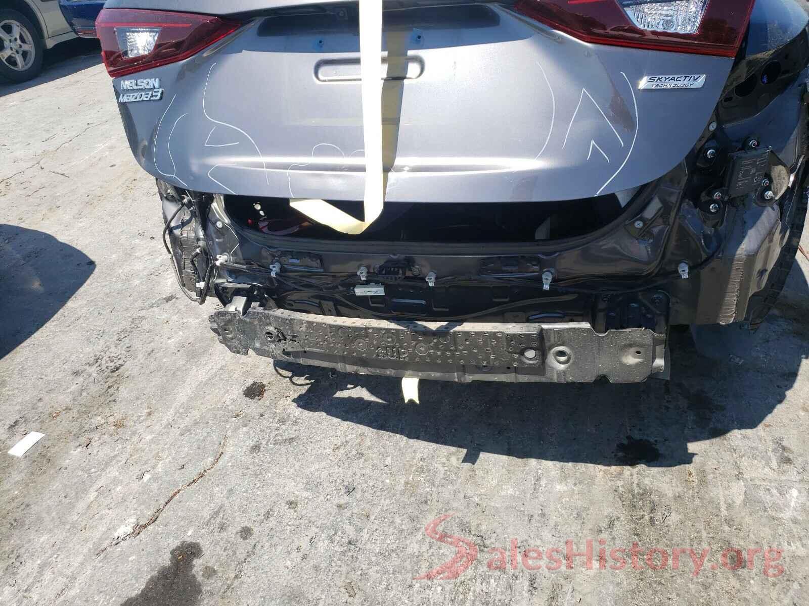 3MZBN1V36JM229149 2018 MAZDA 3