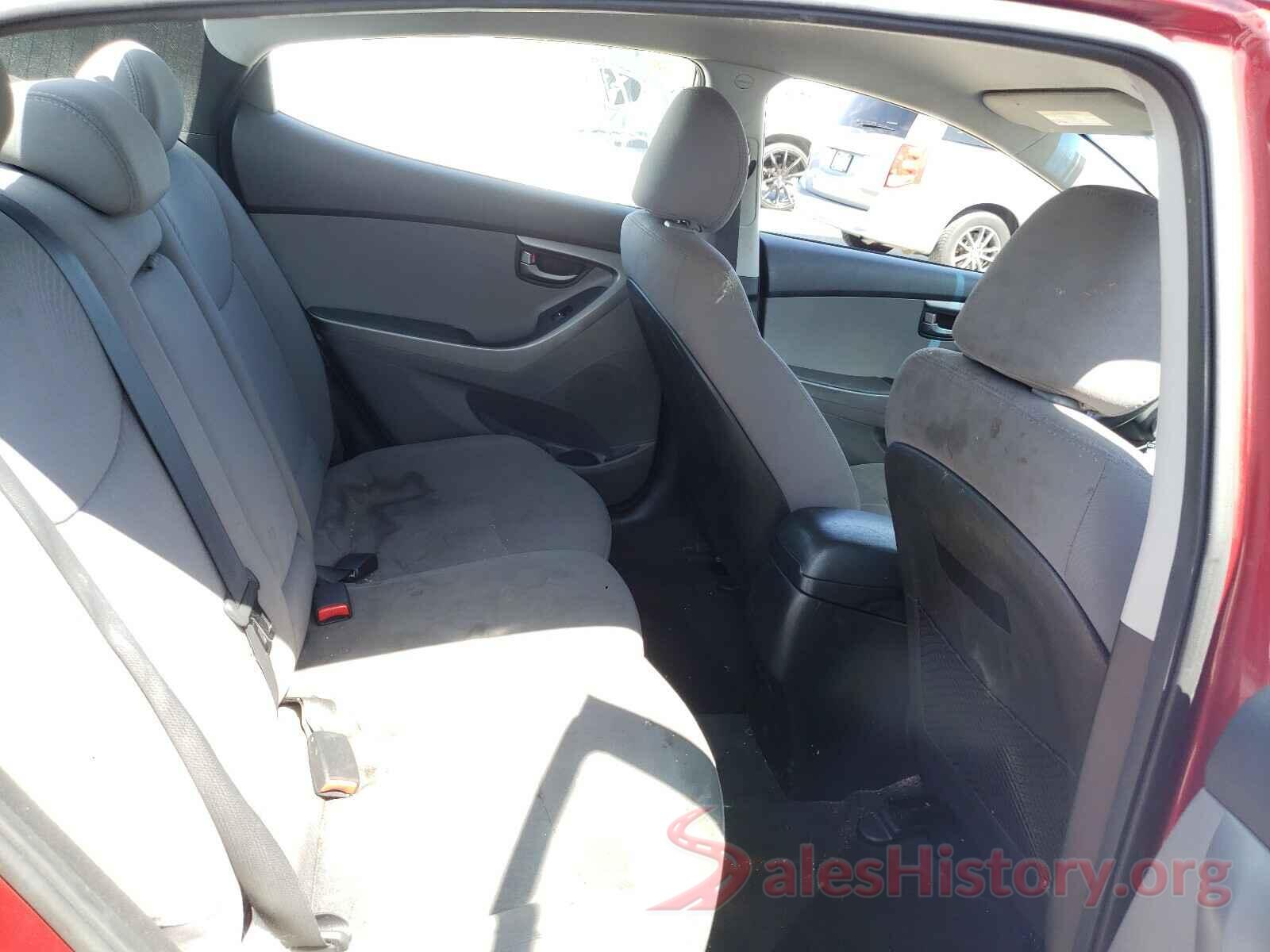 5NPDH4AE3GH754809 2016 HYUNDAI ELANTRA