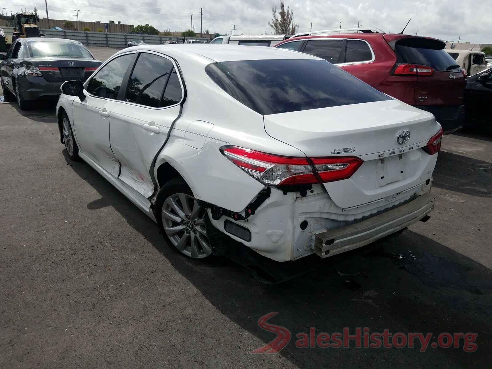 4T1B11HK2JU088394 2018 TOYOTA CAMRY