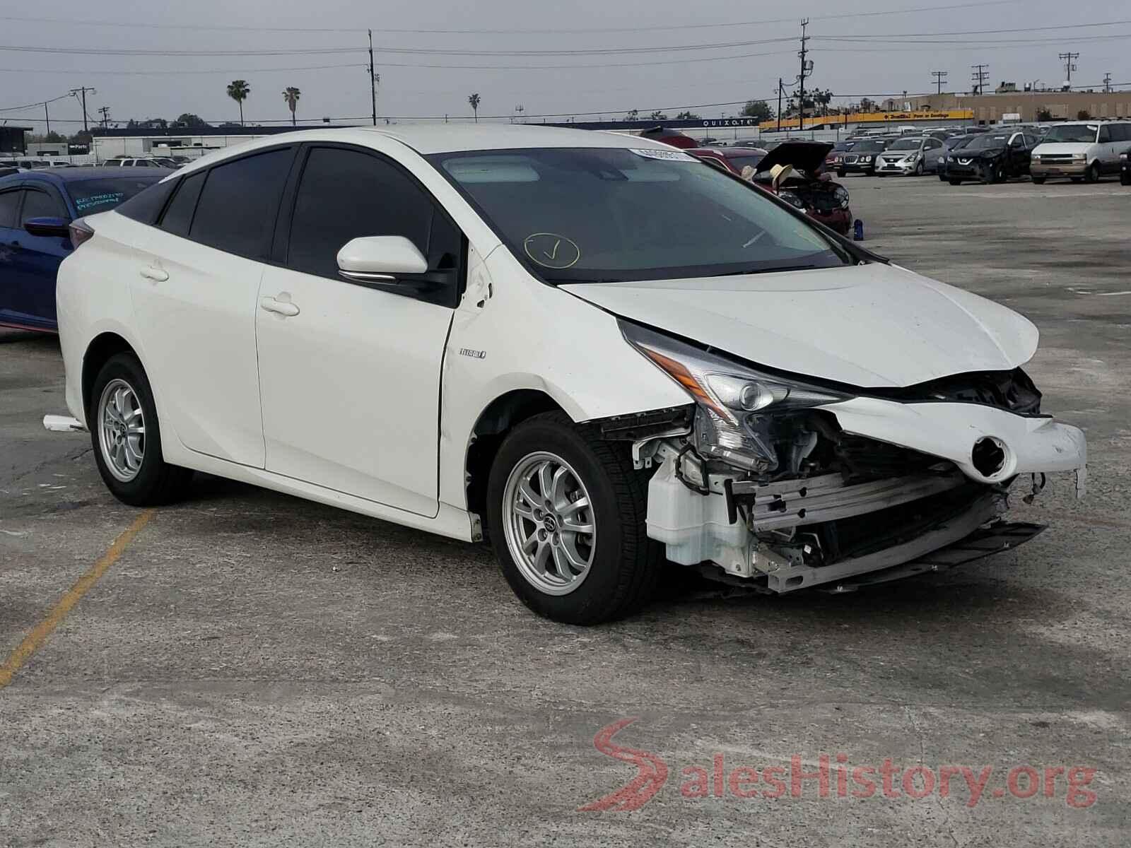 JTDKBRFU8J3066717 2018 TOYOTA PRIUS