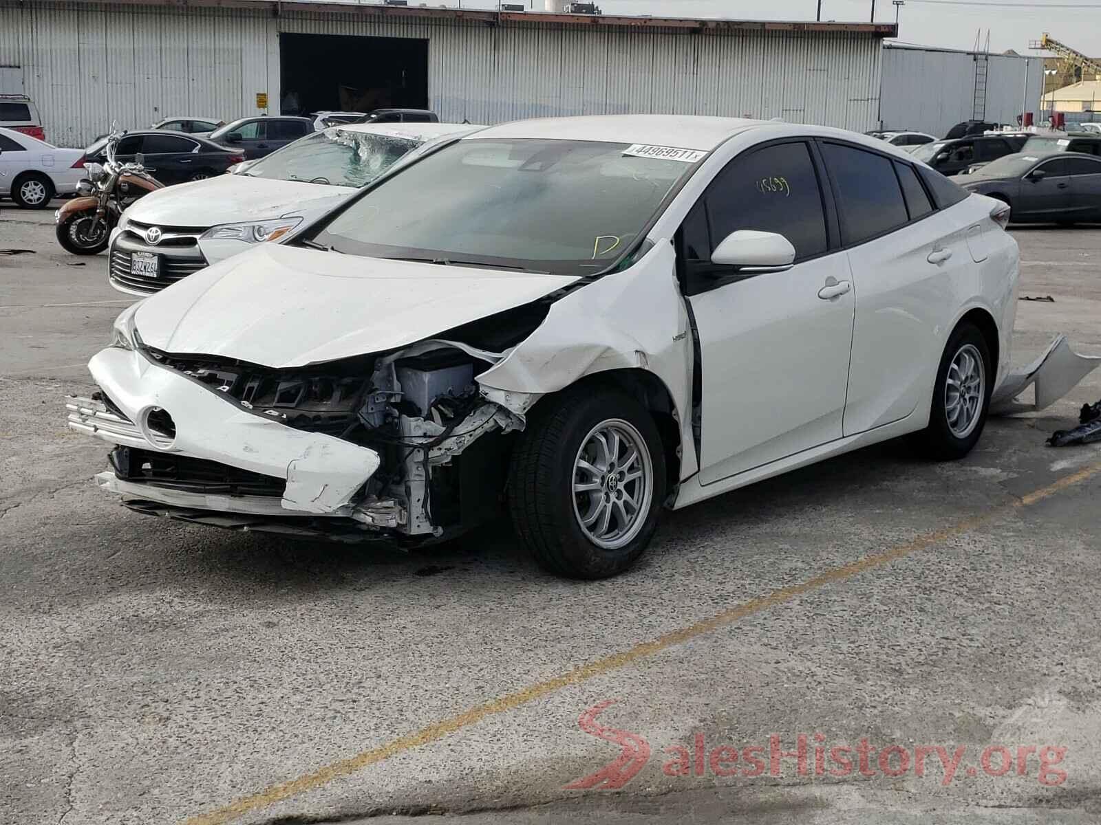 JTDKBRFU8J3066717 2018 TOYOTA PRIUS