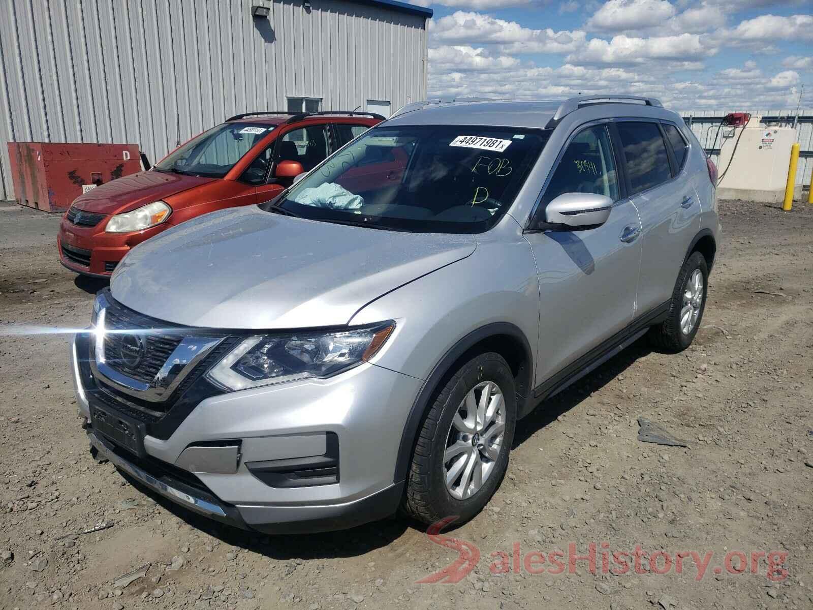 KNMAT2MV4JP585736 2018 NISSAN ROGUE