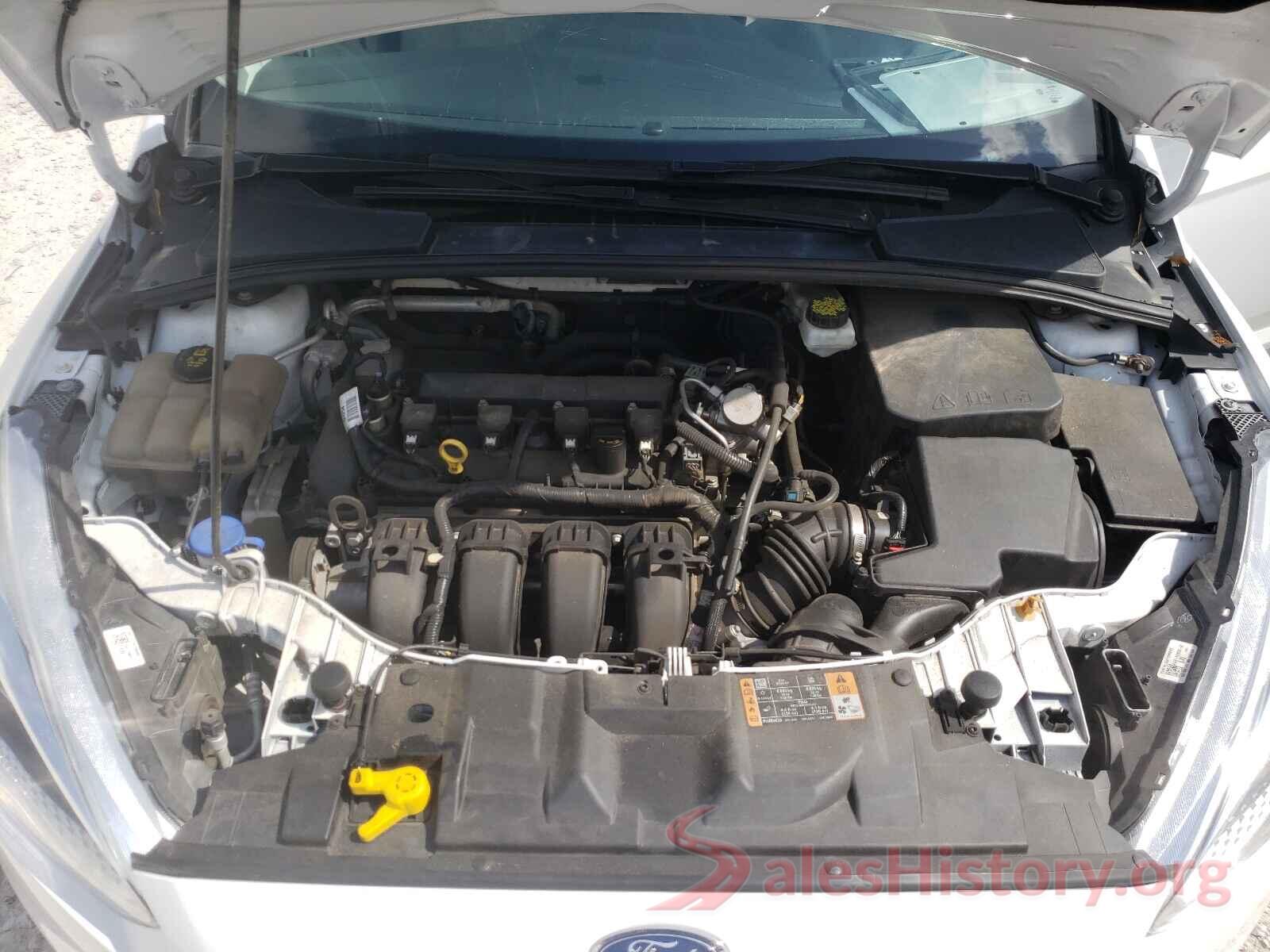 1FADP3F2XJL240444 2018 FORD FOCUS