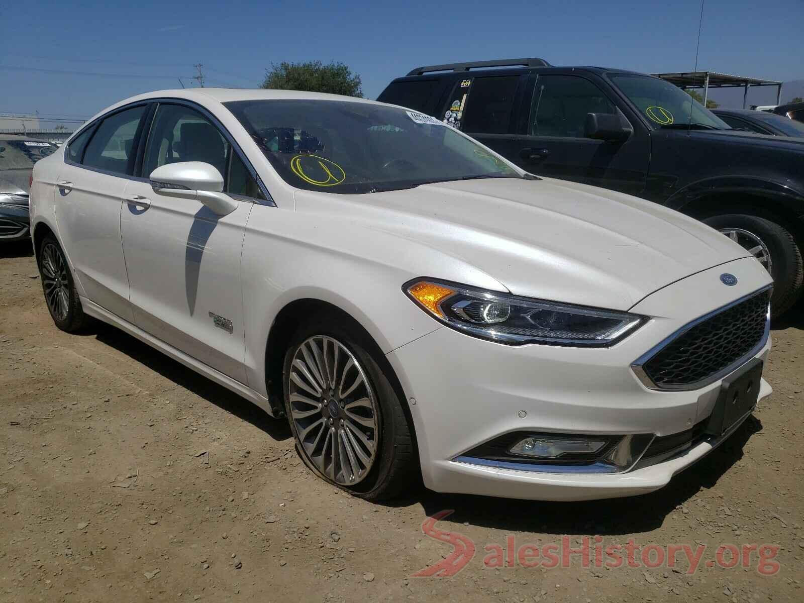 3FA6P0SU6HR275993 2017 FORD FUSION