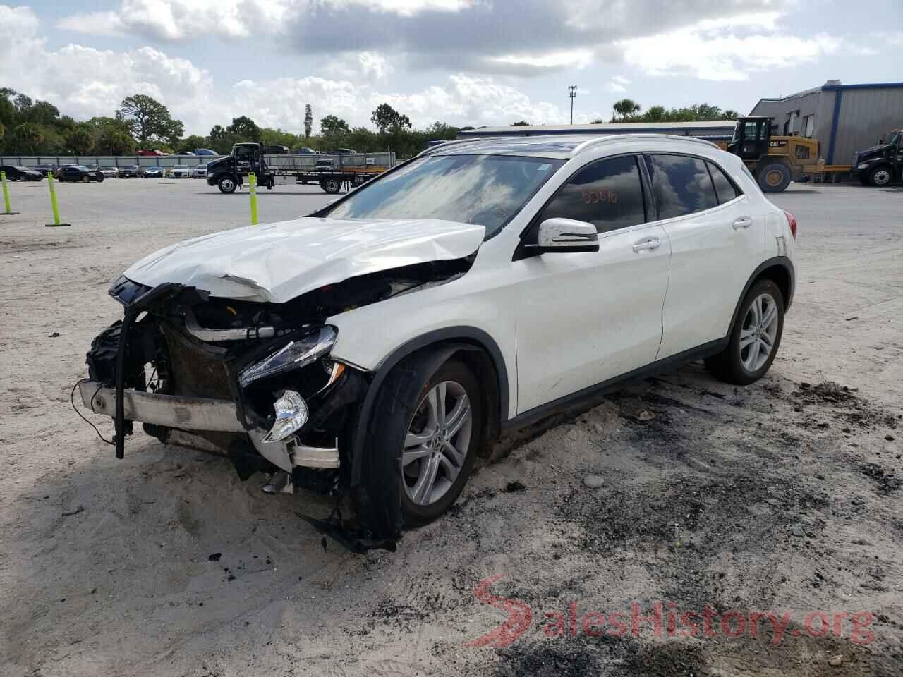 WDCTG4EB5JJ490631 2018 MERCEDES-BENZ GLA-CLASS