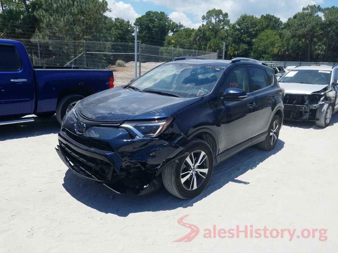 JTMWFREV1JJ746969 2018 TOYOTA RAV4