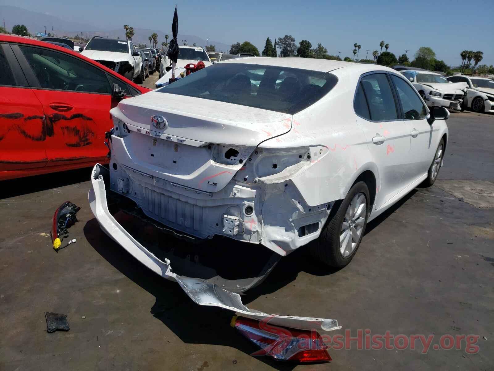 4T1B11HK8JU522253 2018 TOYOTA CAMRY