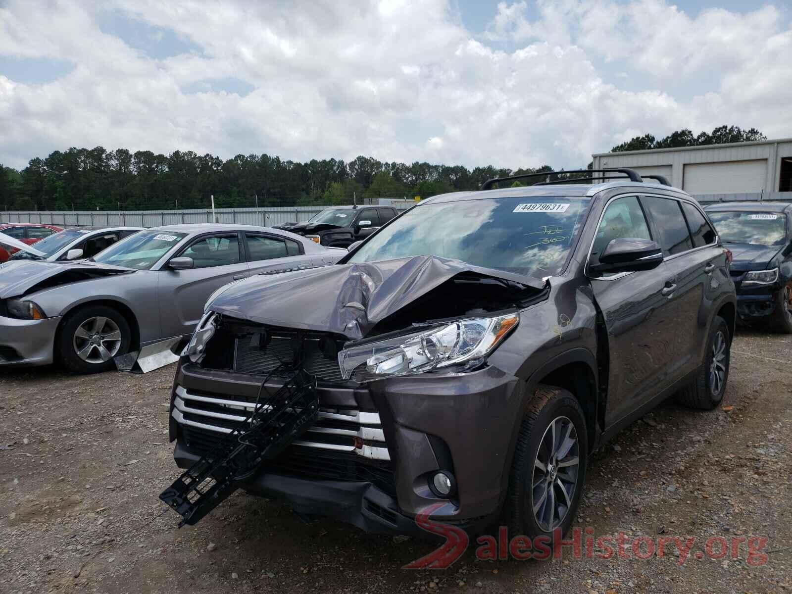 5TDKZRFHXKS559930 2019 TOYOTA HIGHLANDER