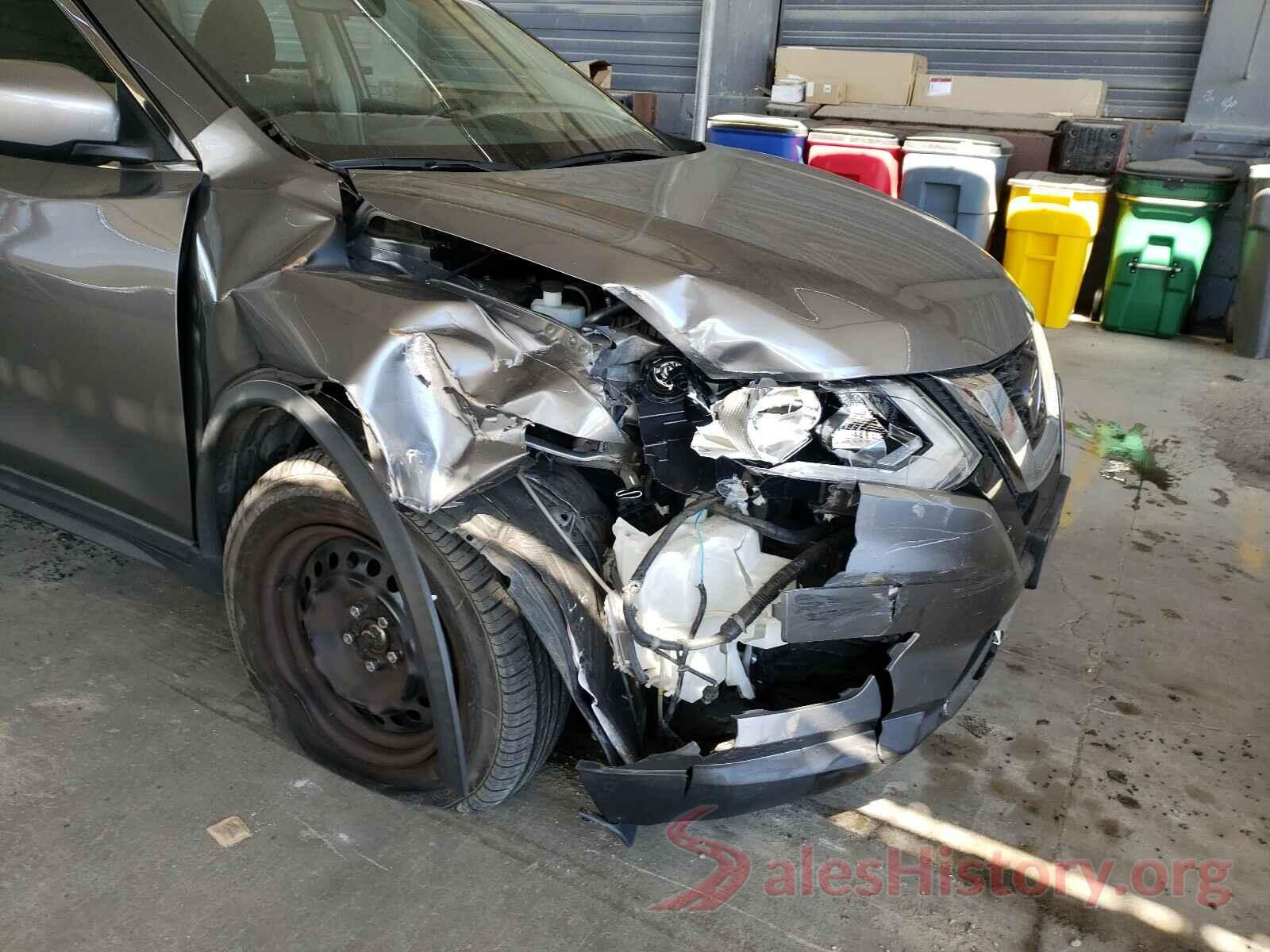 KNMAT2MV2JP583676 2018 NISSAN ROGUE