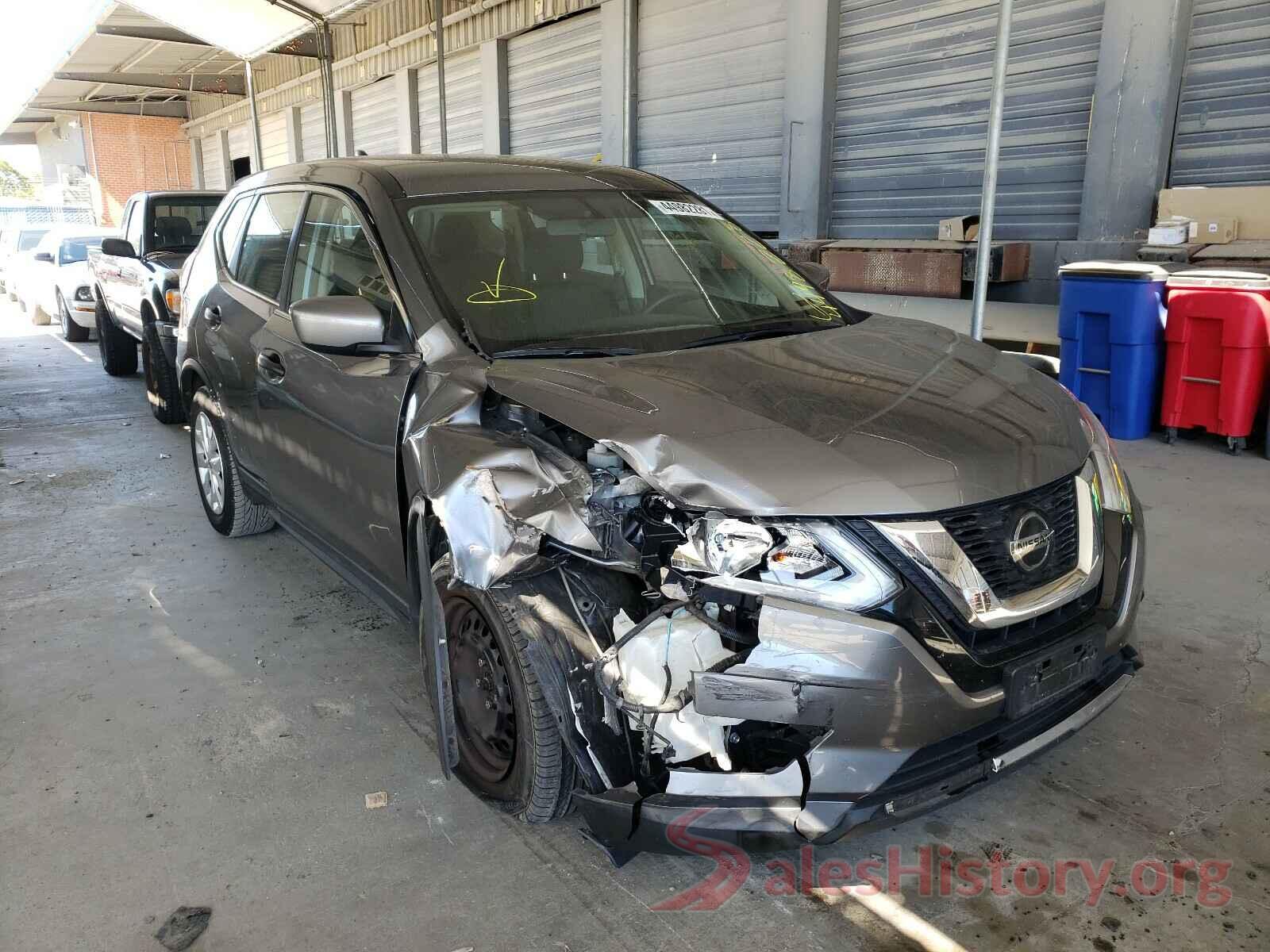 KNMAT2MV2JP583676 2018 NISSAN ROGUE