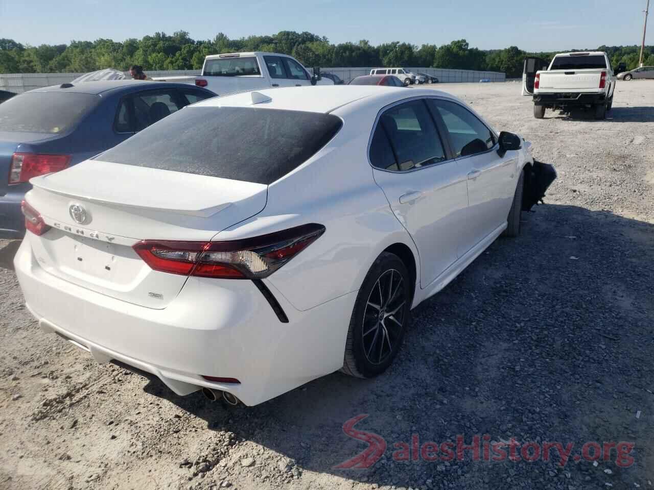 4T1G11AK0NU630789 2022 TOYOTA CAMRY