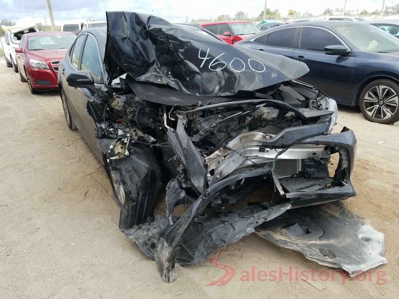 4T1B11HK9JU094600 2018 TOYOTA CAMRY