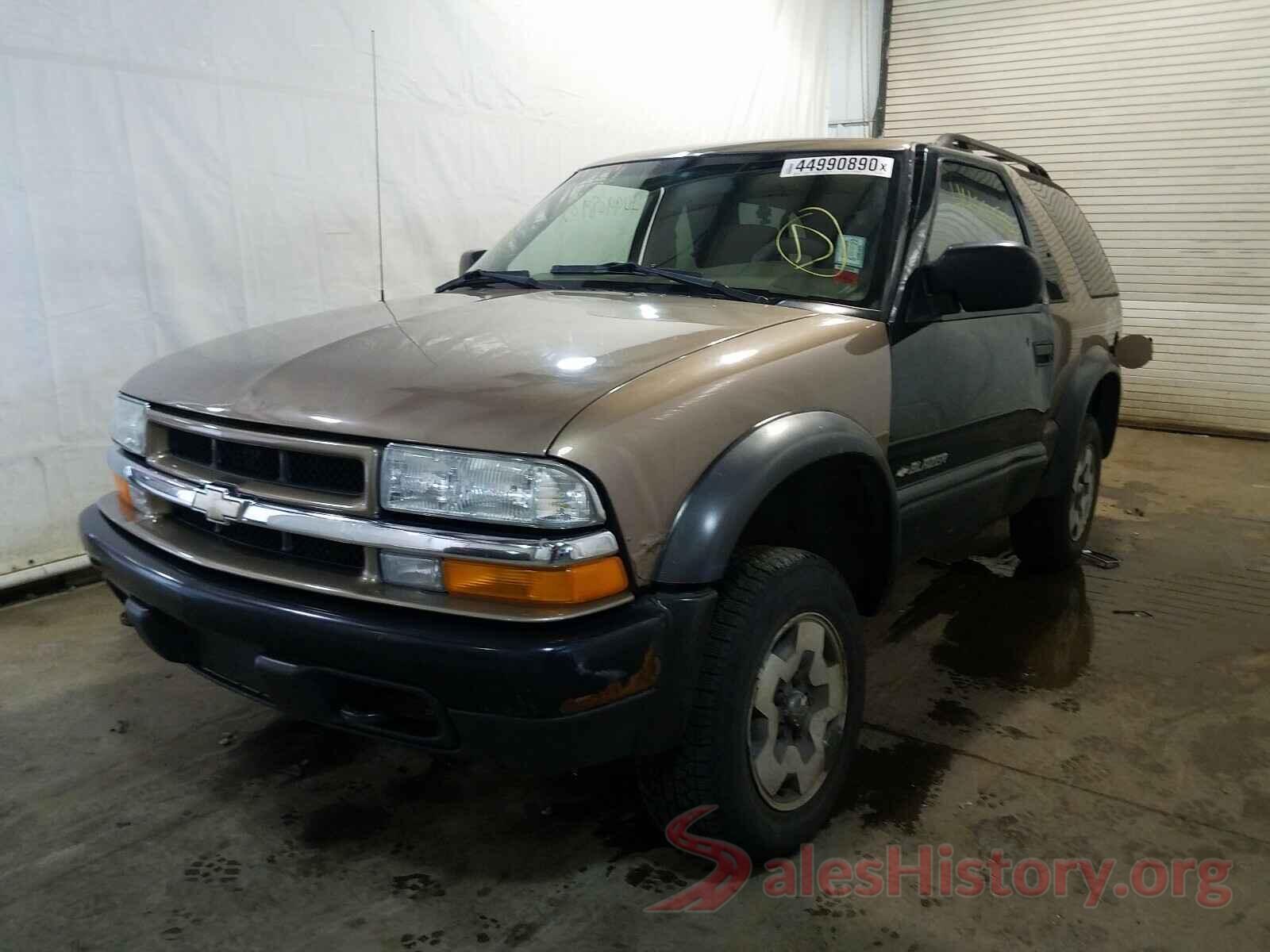 1GNCT18W22K228017 2002 CHEVROLET BLAZER