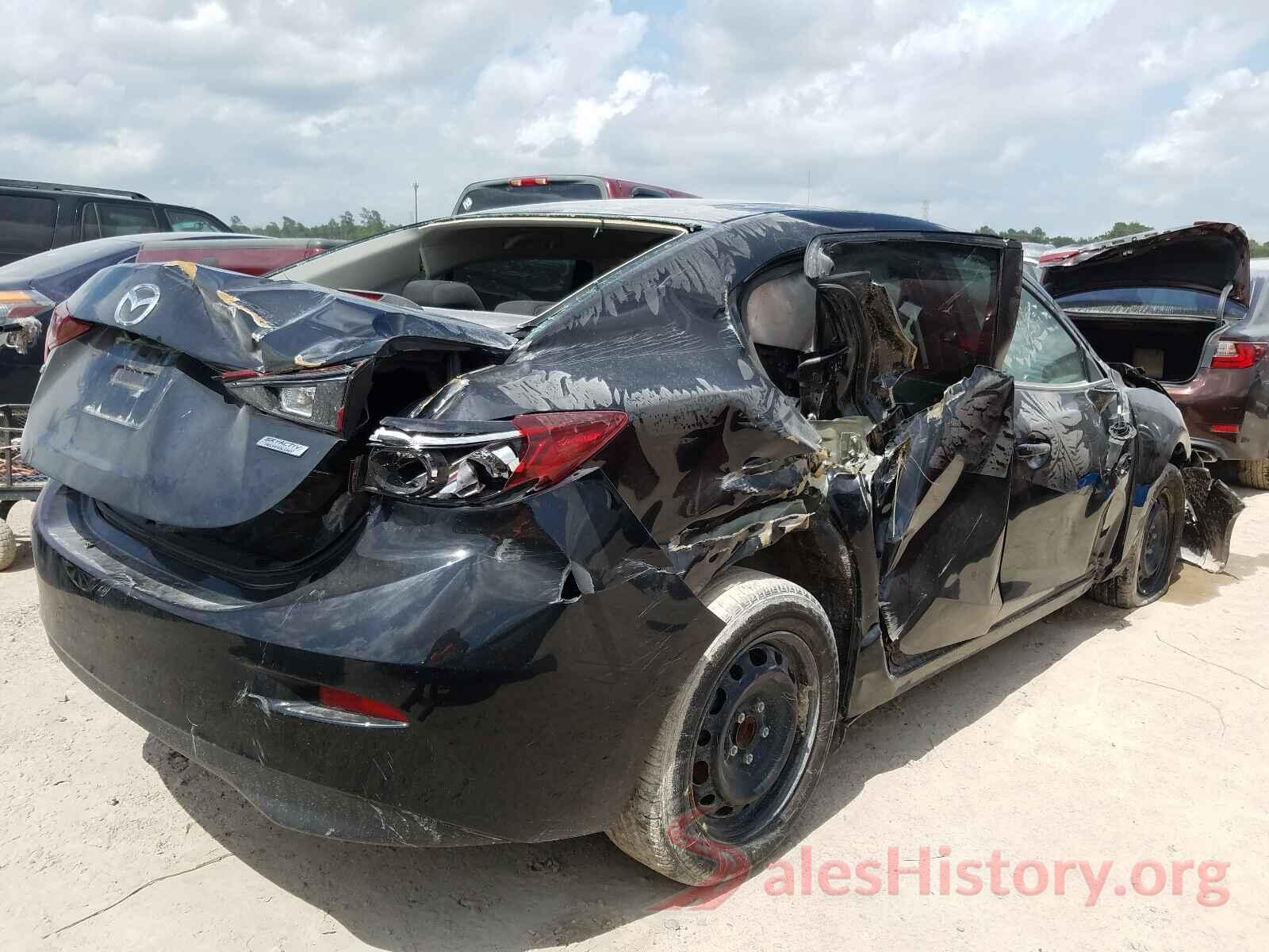 3MZBN1U76JM244996 2018 MAZDA 3