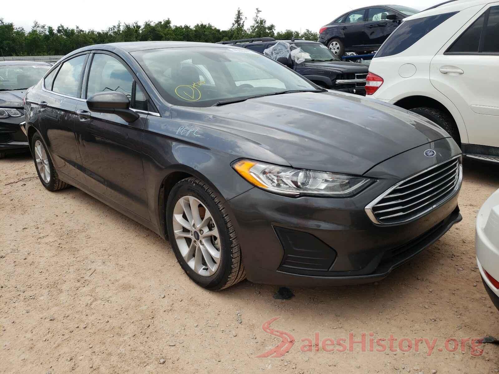 3FA6P0HD1LR136256 2020 FORD FUSION