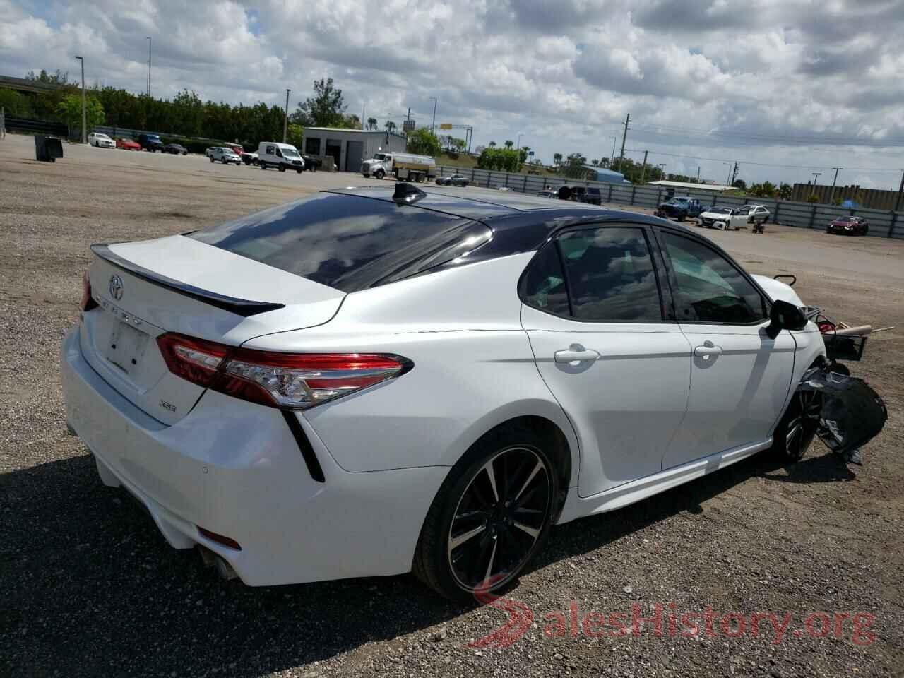 4T1B61HK3KU278661 2019 TOYOTA CAMRY