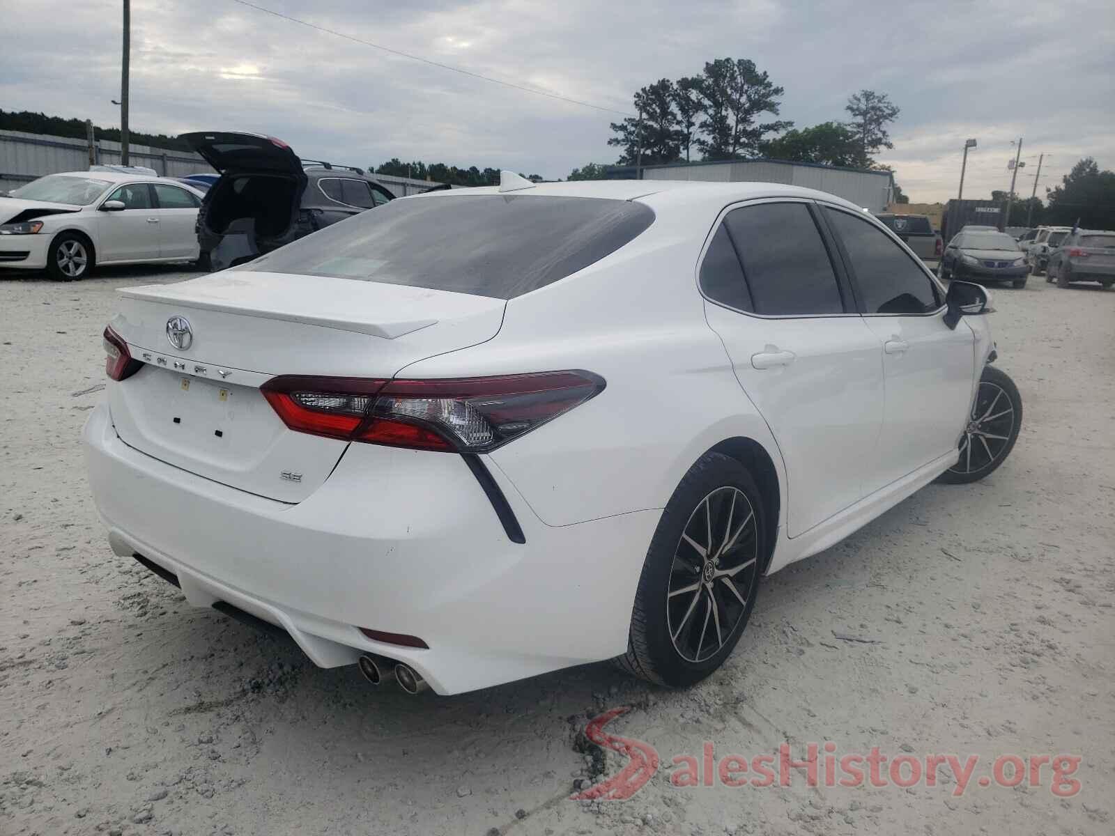 4T1G11AK3MU435879 2021 TOYOTA CAMRY