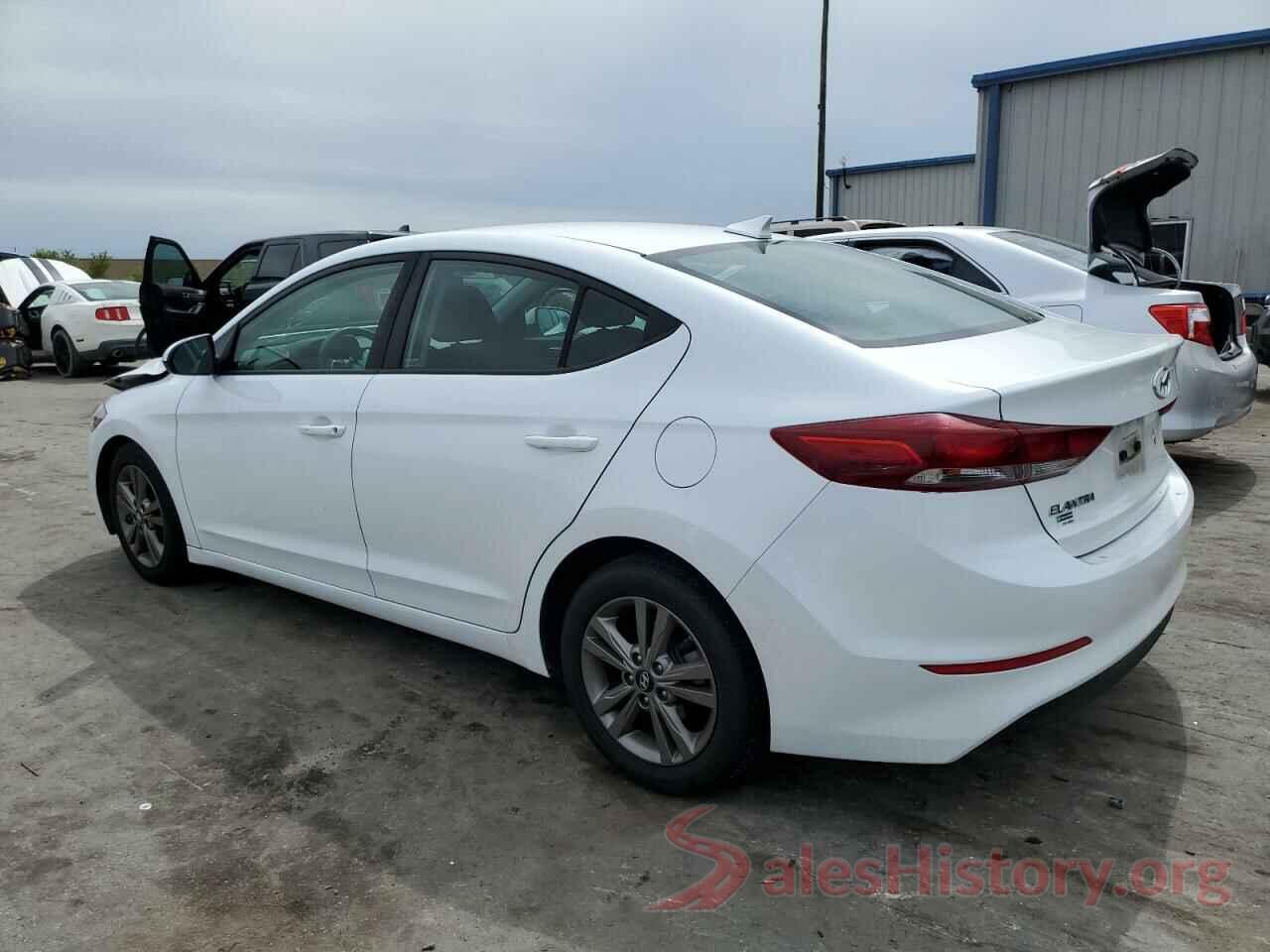 5NPD84LF0JH370001 2018 HYUNDAI ELANTRA