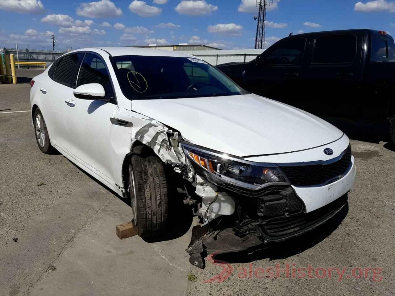 5XXGT4L34JG266530 2018 KIA OPTIMA