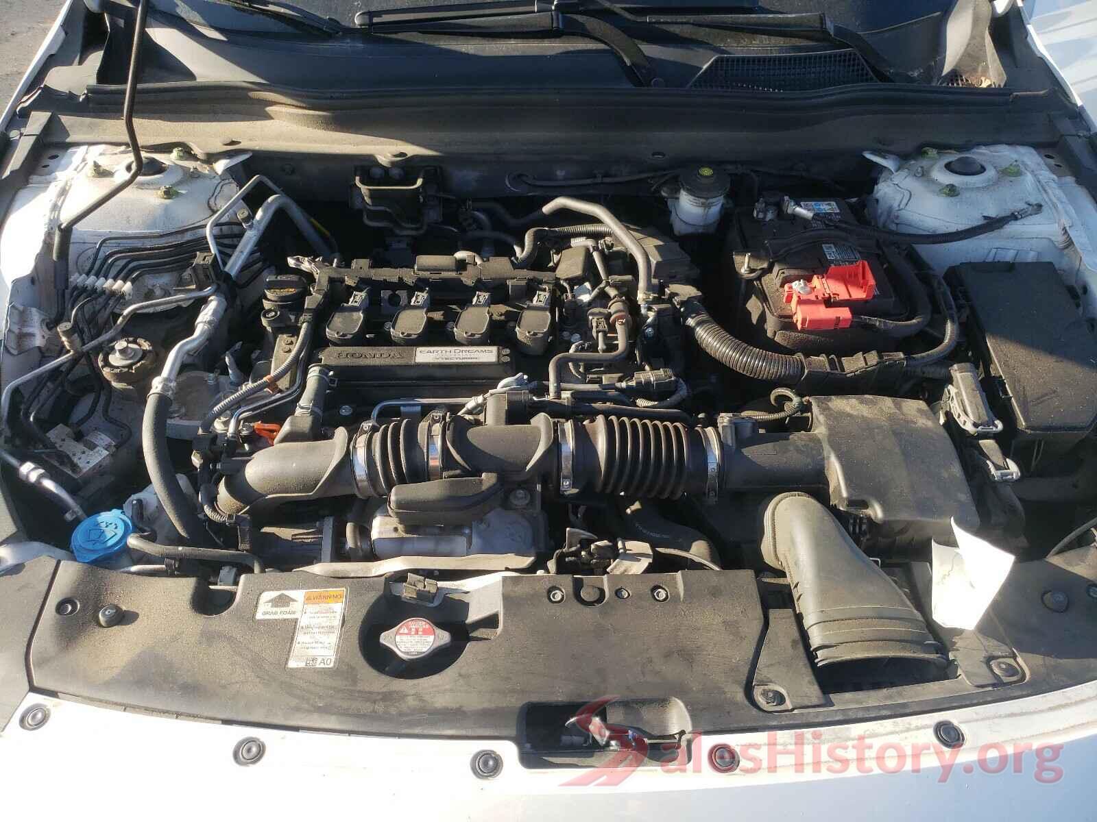 1HGCV1F45JA063221 2018 HONDA ACCORD