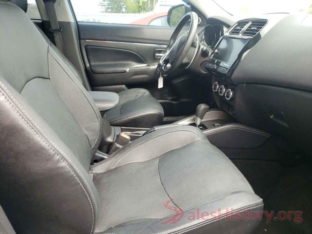 JA4AR4AW5JU017188 2018 MITSUBISHI OUTLANDER