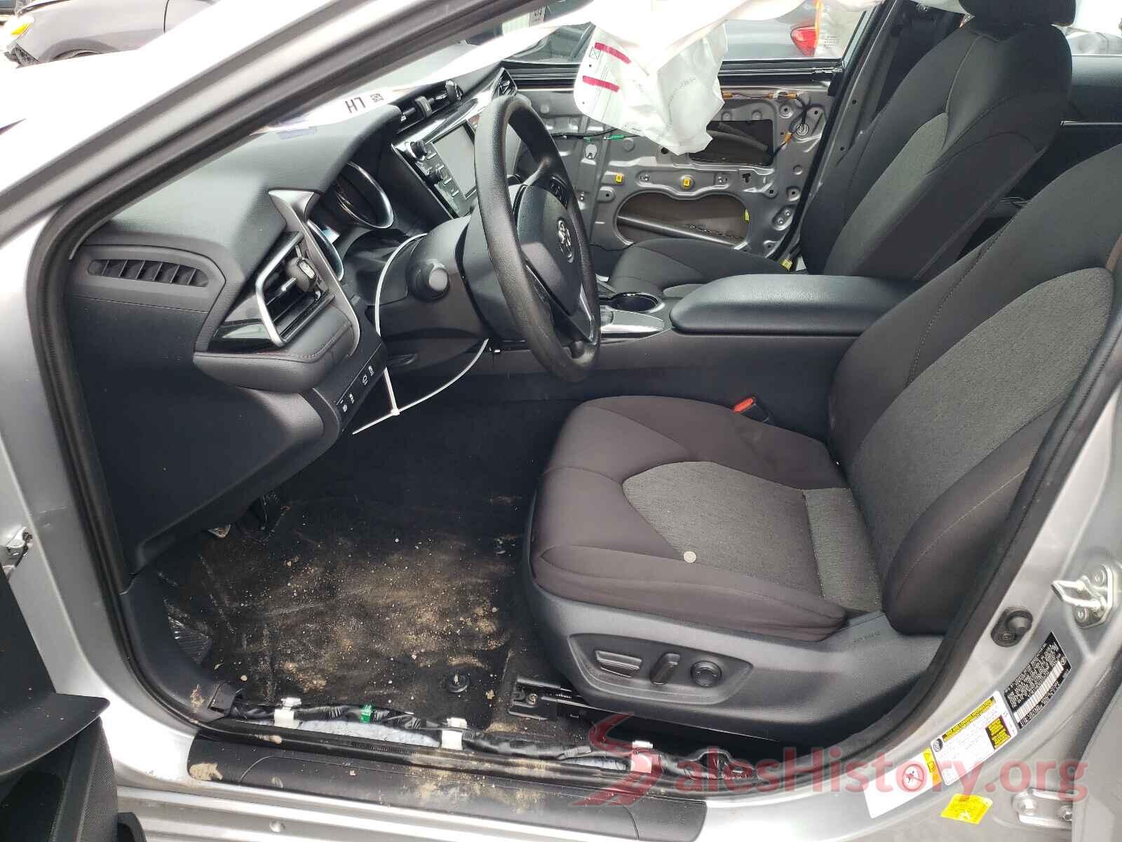 4T1B11HK5KU225734 2019 TOYOTA CAMRY