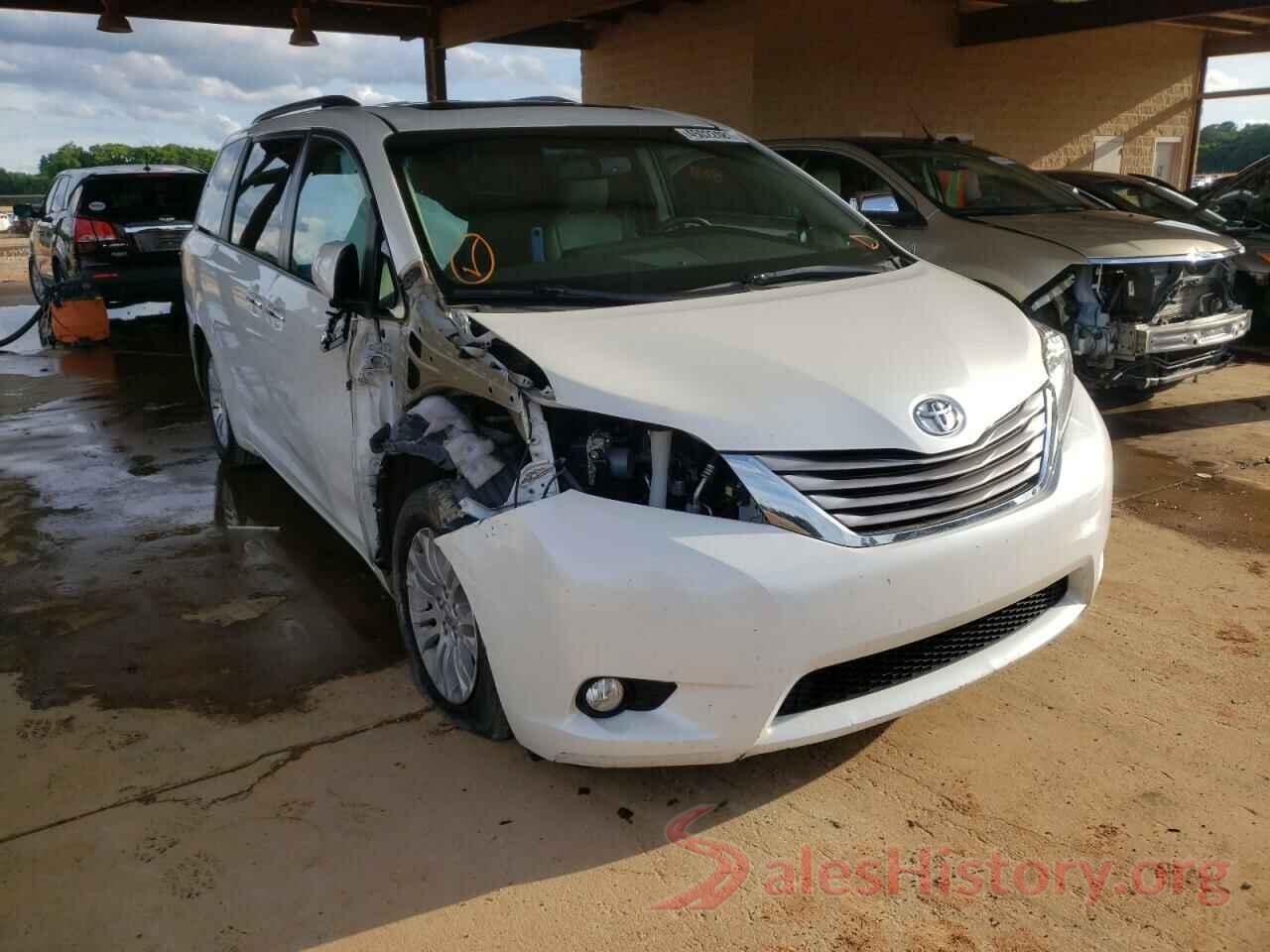 5TDYZ3DC8HS823282 2017 TOYOTA SIENNA