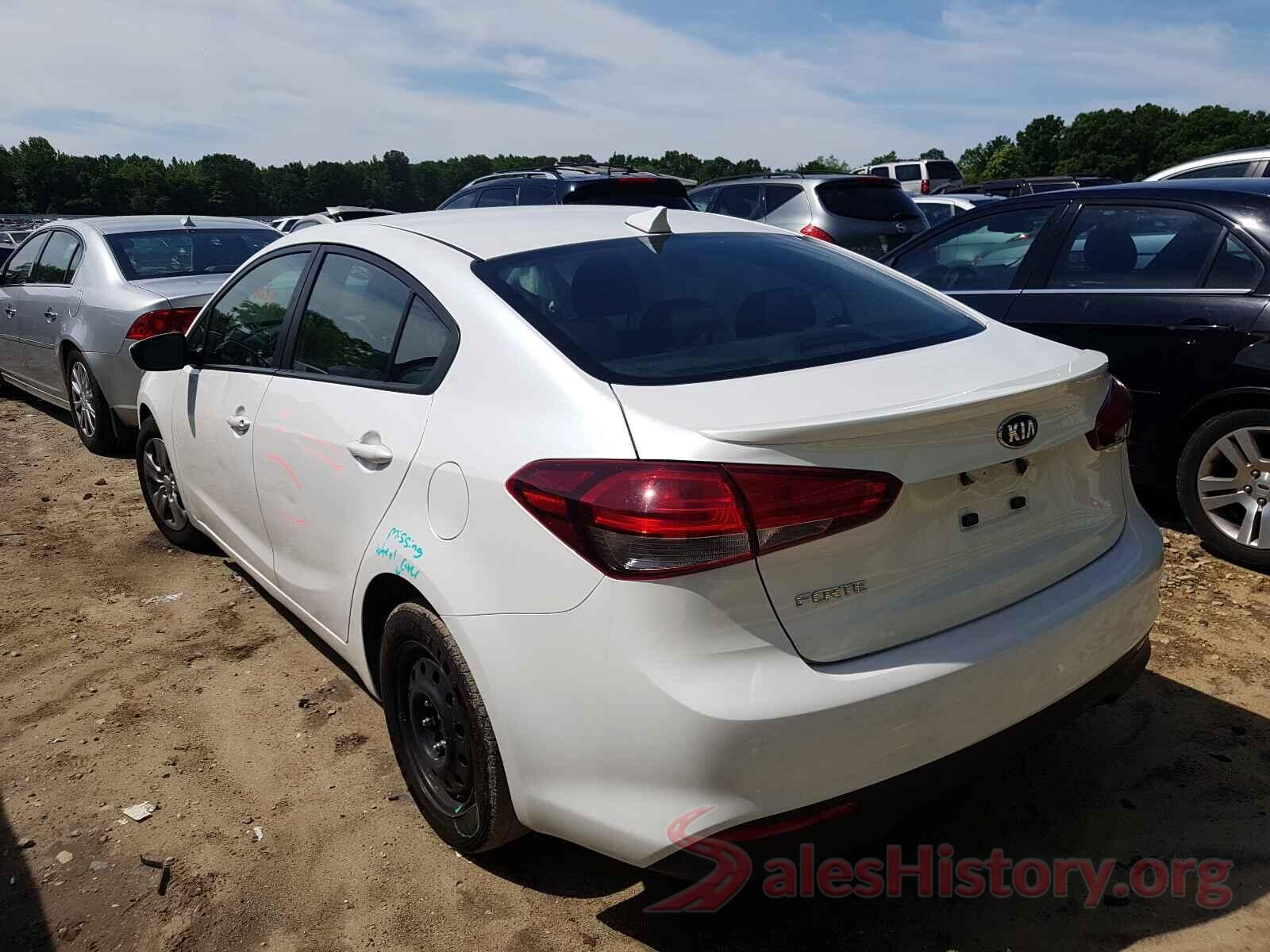 3KPFL4A75JE196062 2018 KIA FORTE