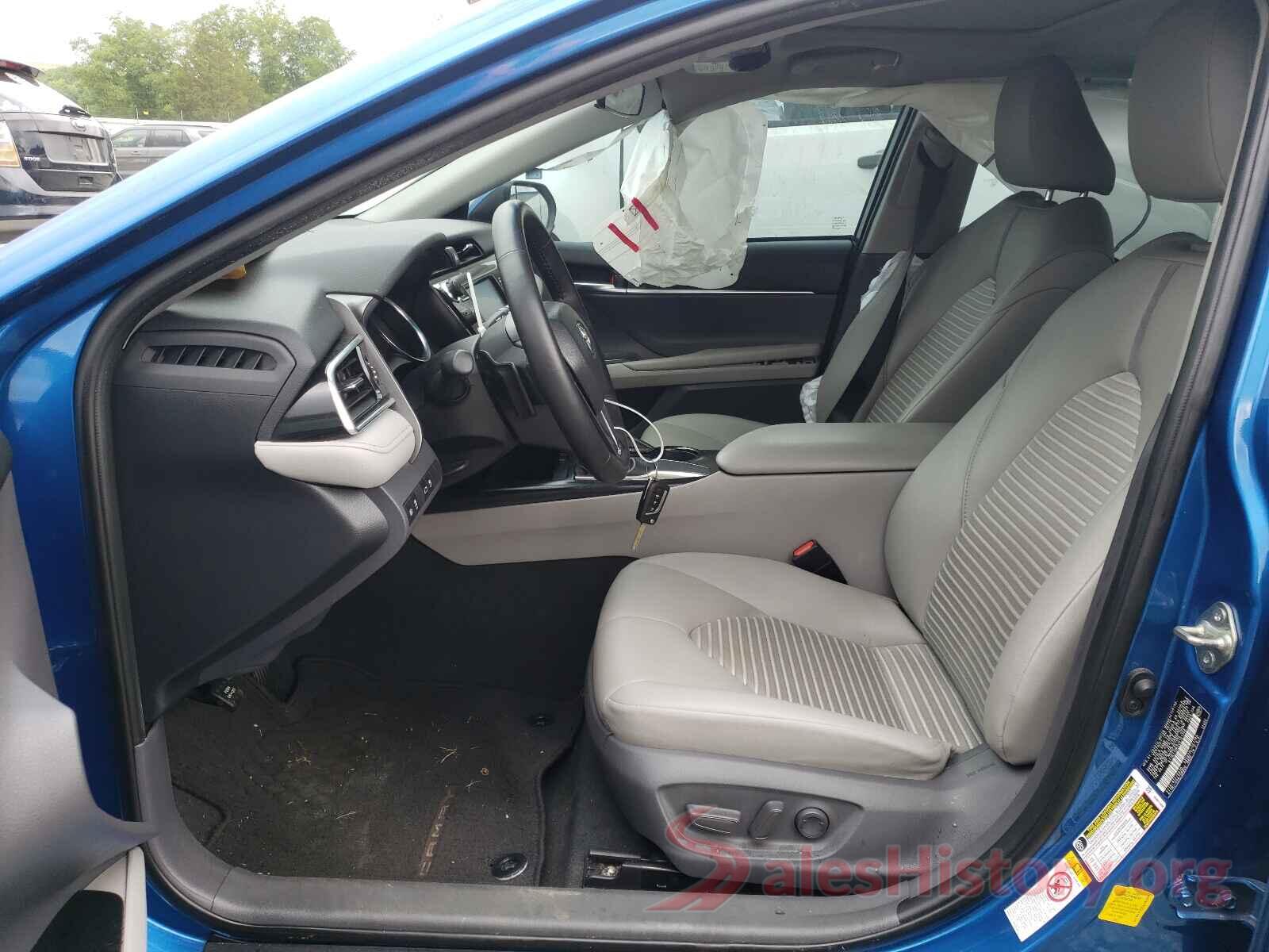 4T1B11HK3JU151308 2018 TOYOTA CAMRY