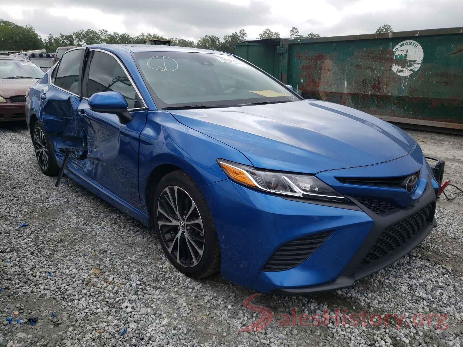 4T1B11HK3JU151308 2018 TOYOTA CAMRY