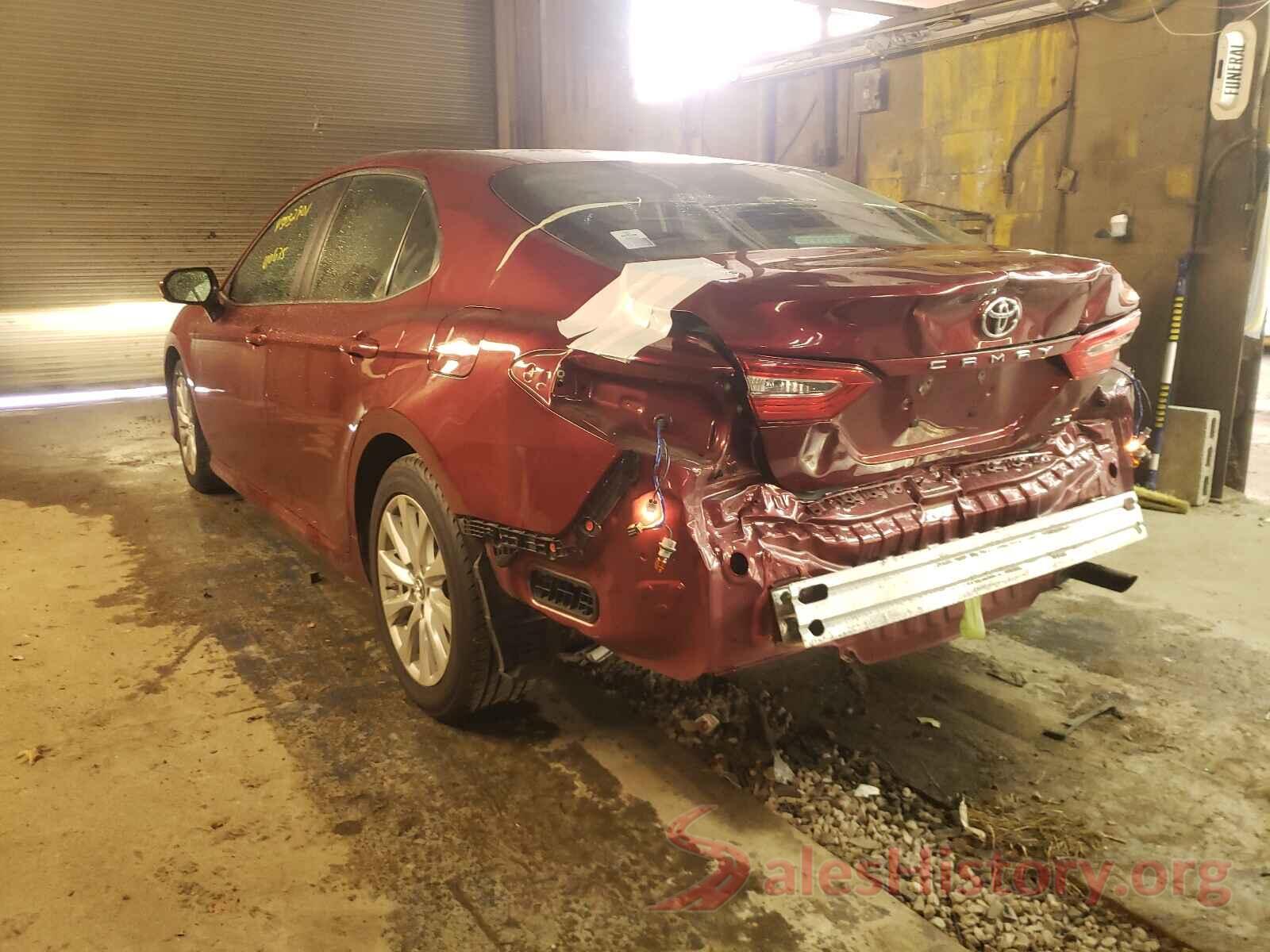 4T1B11HK2JU540294 2018 TOYOTA CAMRY