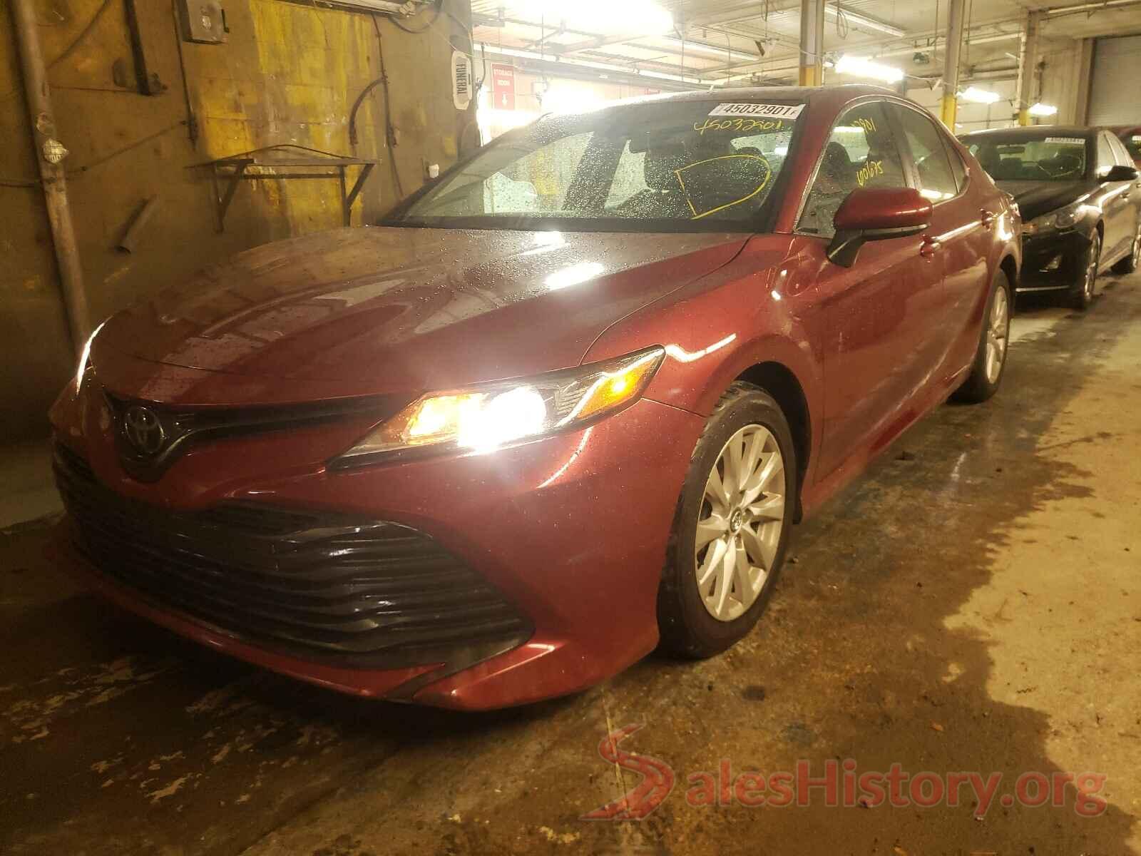 4T1B11HK2JU540294 2018 TOYOTA CAMRY