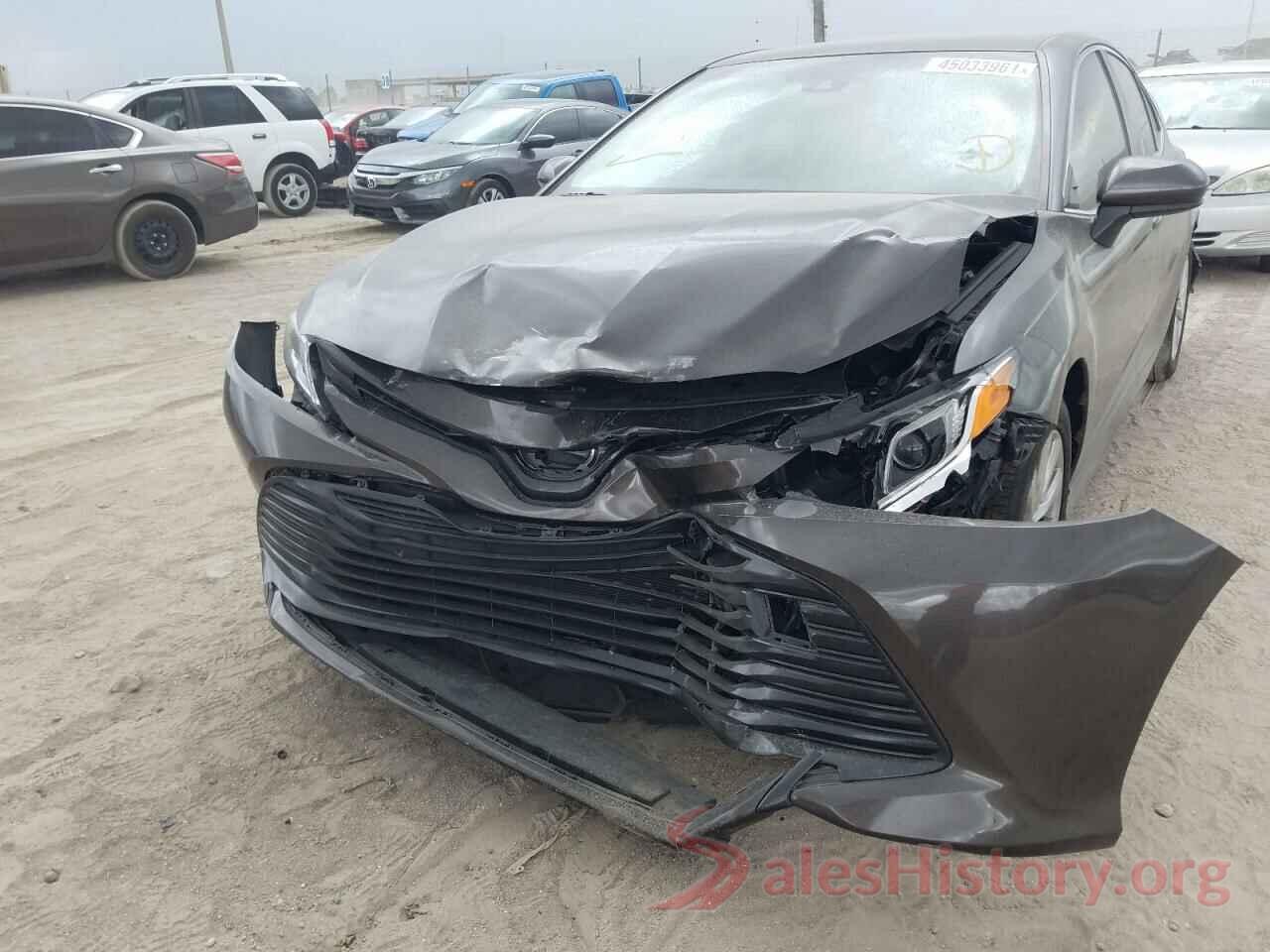 JTNB11HK9J3044379 2018 TOYOTA CAMRY