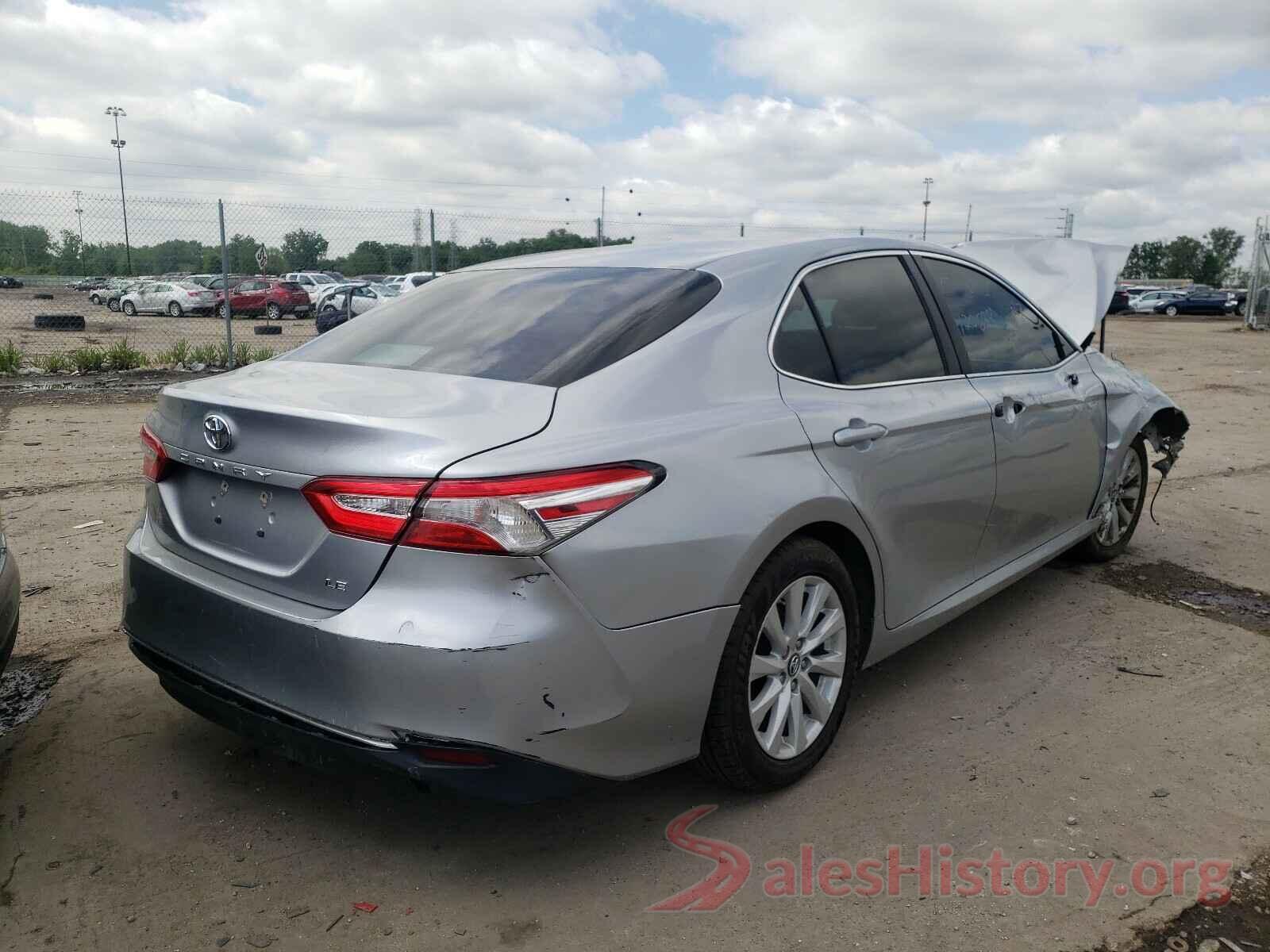 4T1B11HK8JU120698 2018 TOYOTA CAMRY