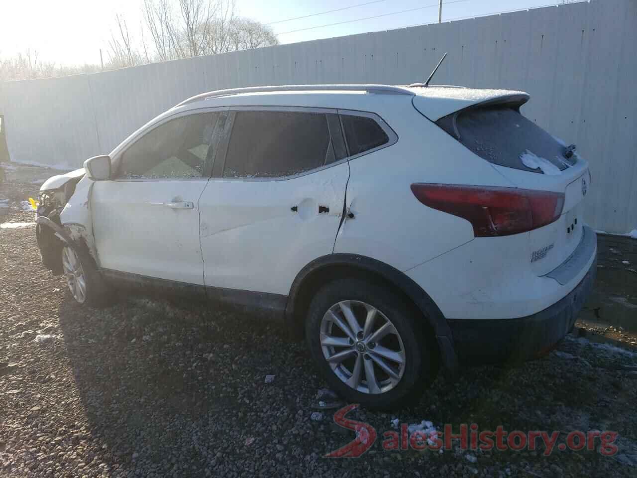 JN1BJ1CR8JW202818 2018 NISSAN ROGUE