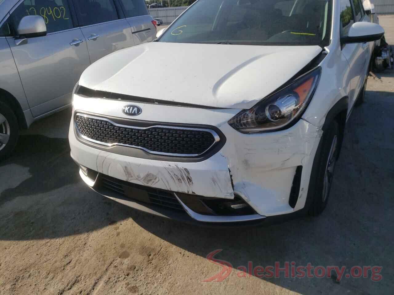 KNDCB3LC7H5062900 2017 KIA NIRO